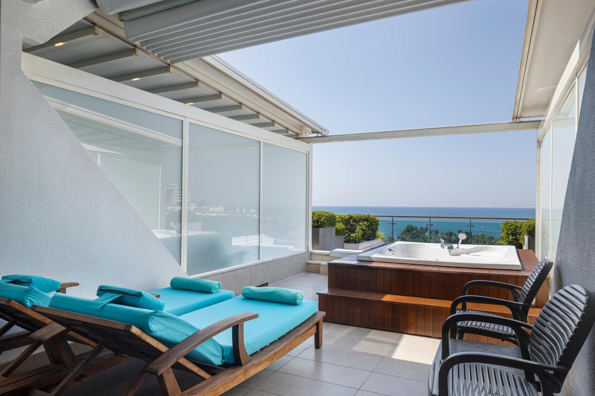 Deluxe Terrace Room Jacuzzi