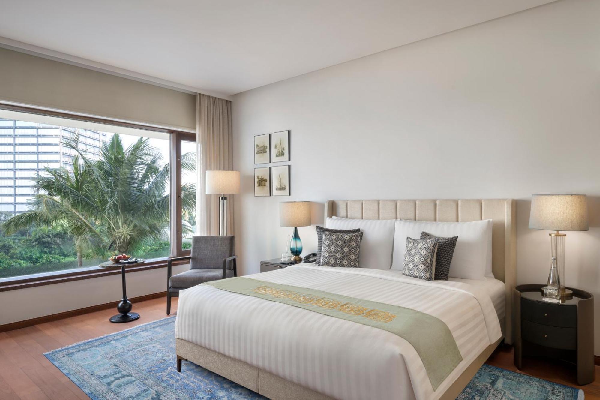 Premier Room