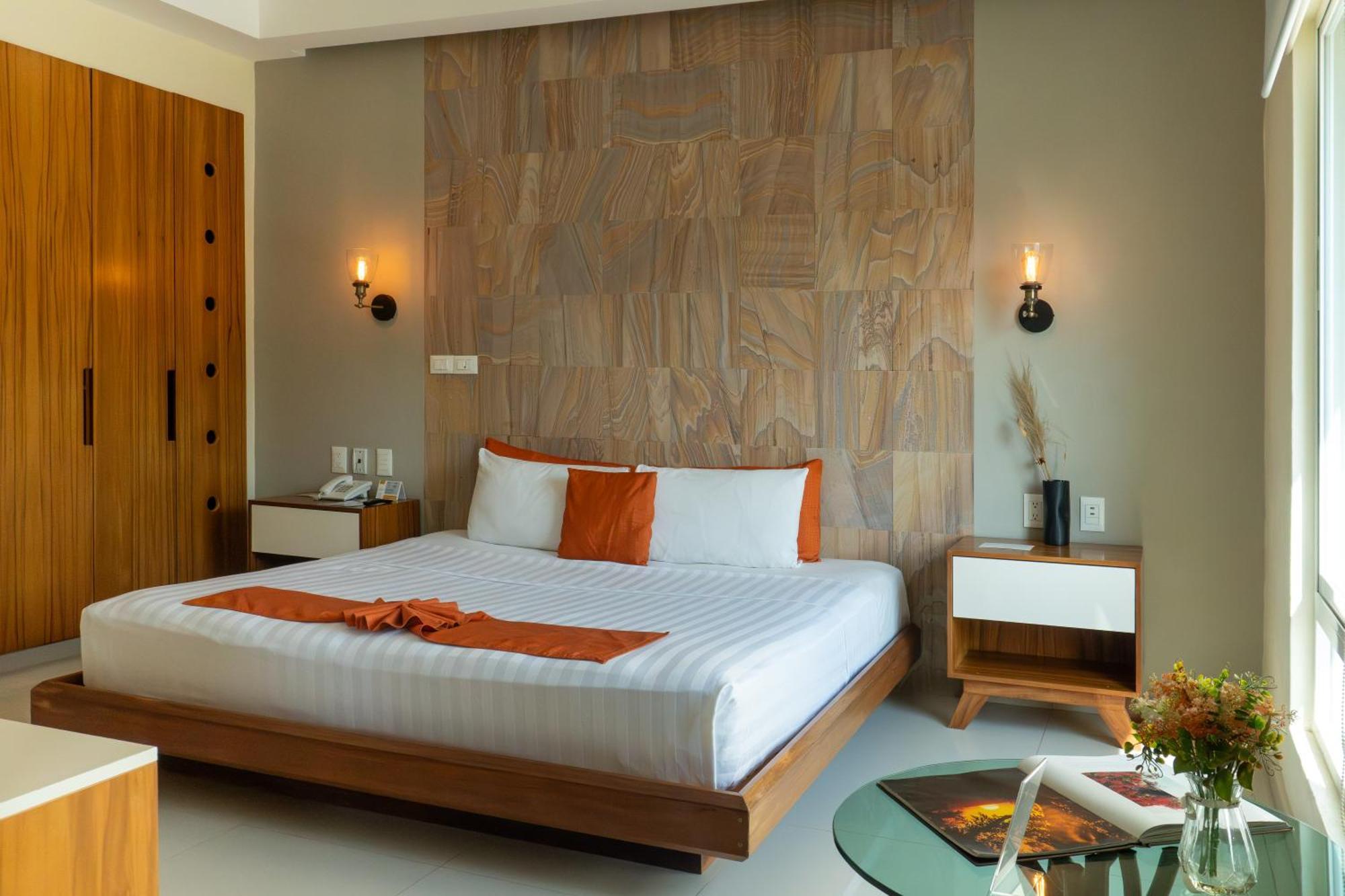 Standard King Room
