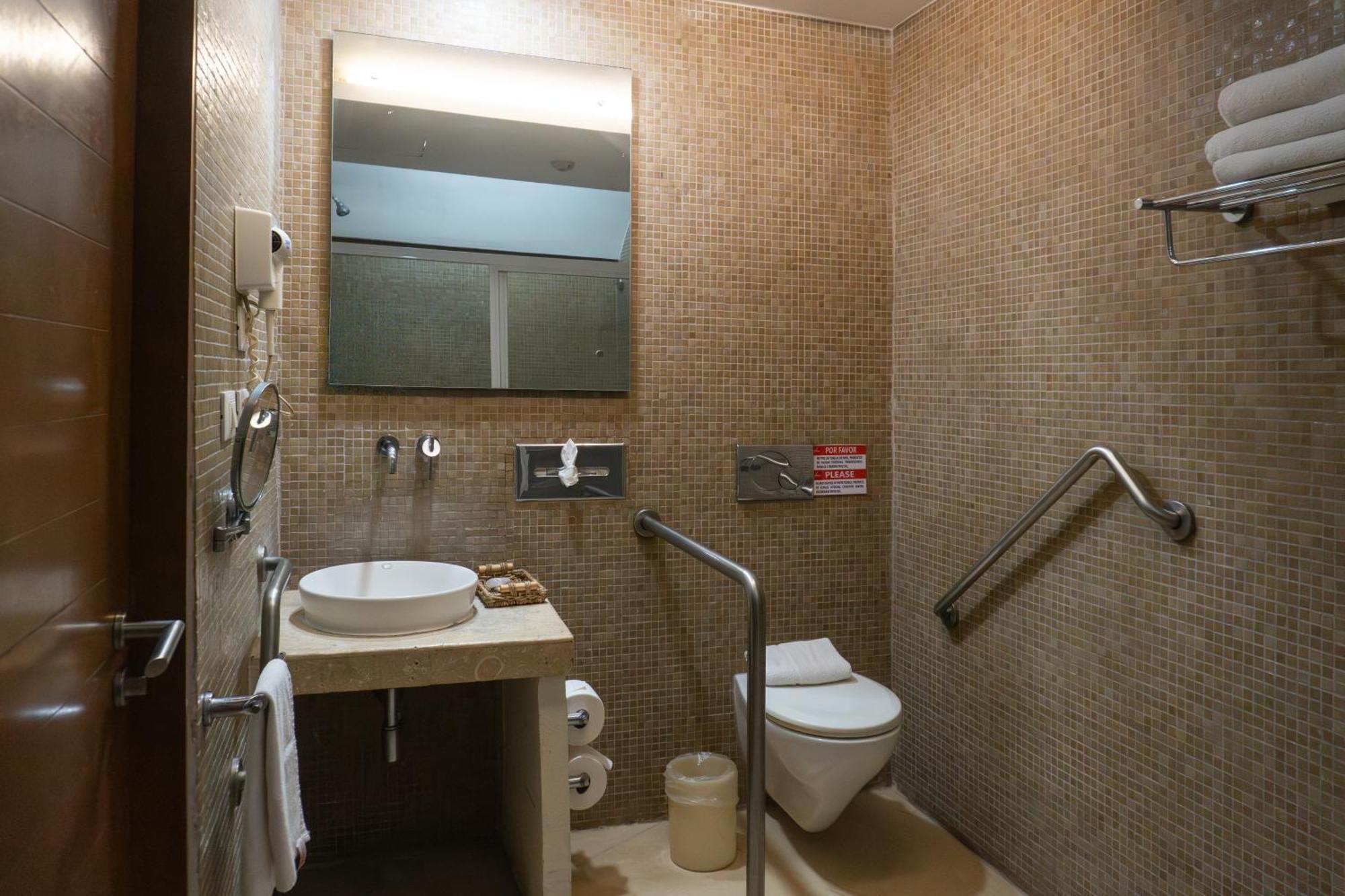 Twin Room Disability Access