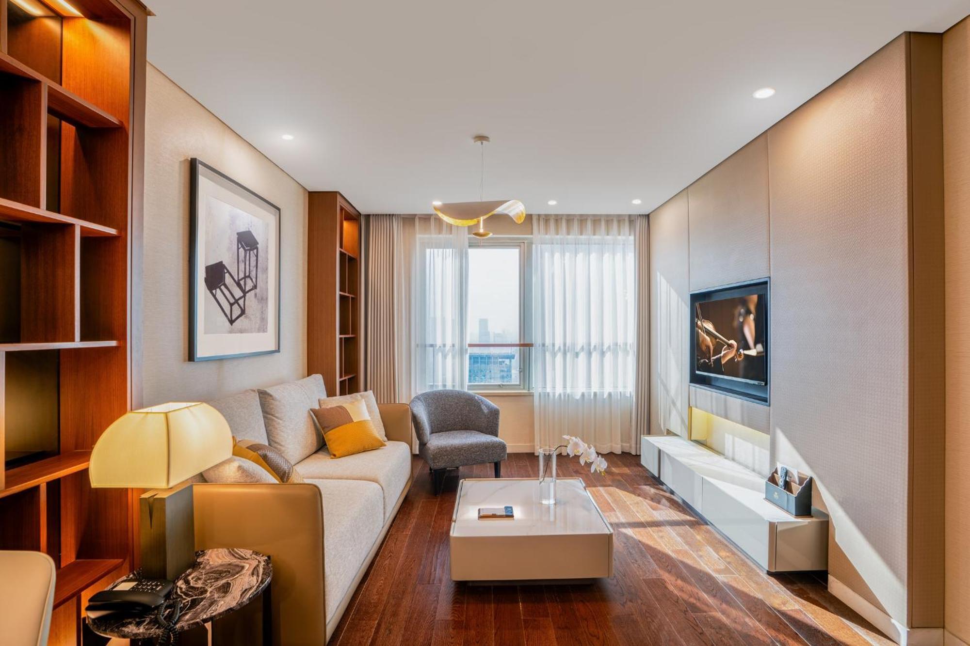 1 Bedroom Premier View