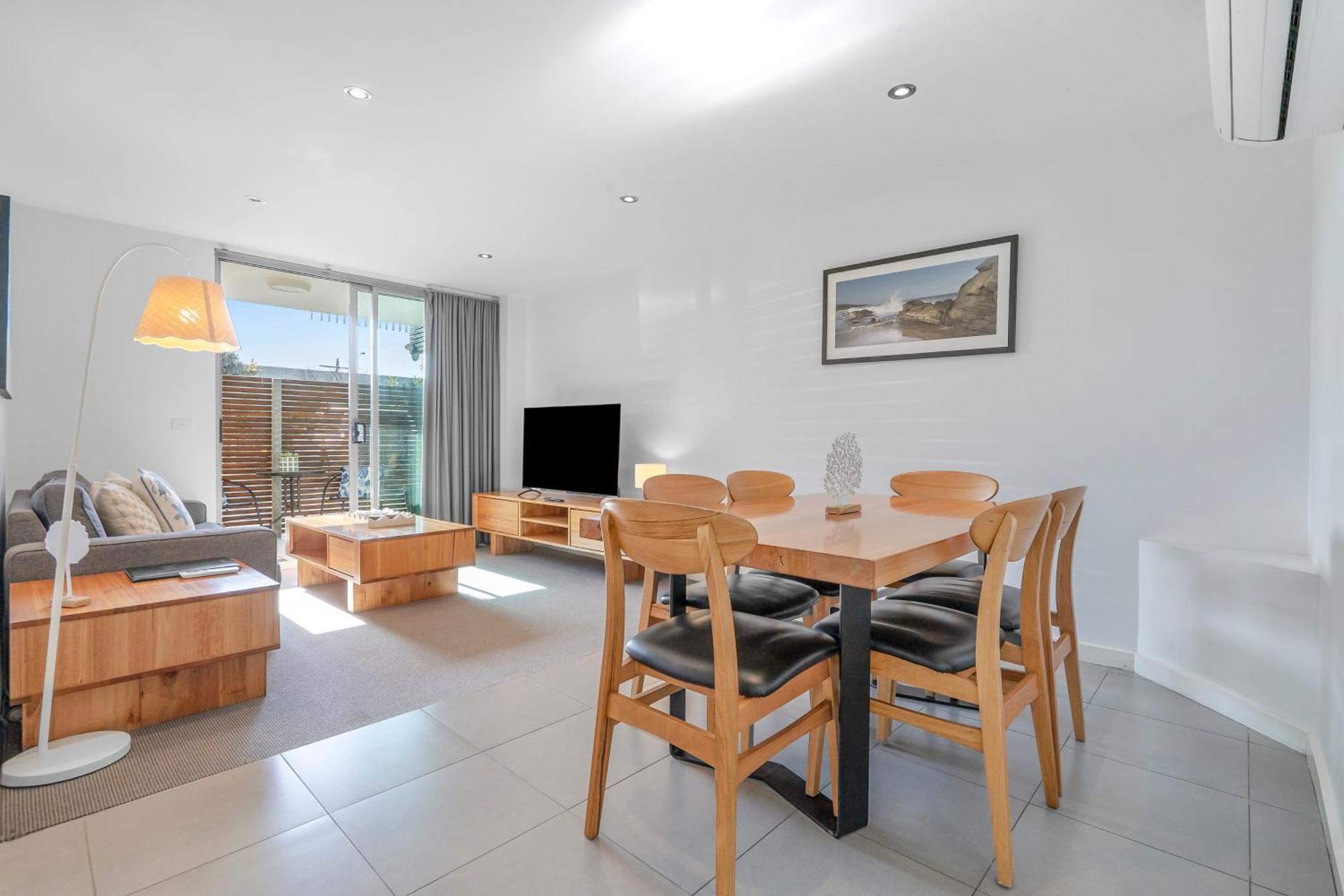 Two Bedroom Apartment Ground Level No view