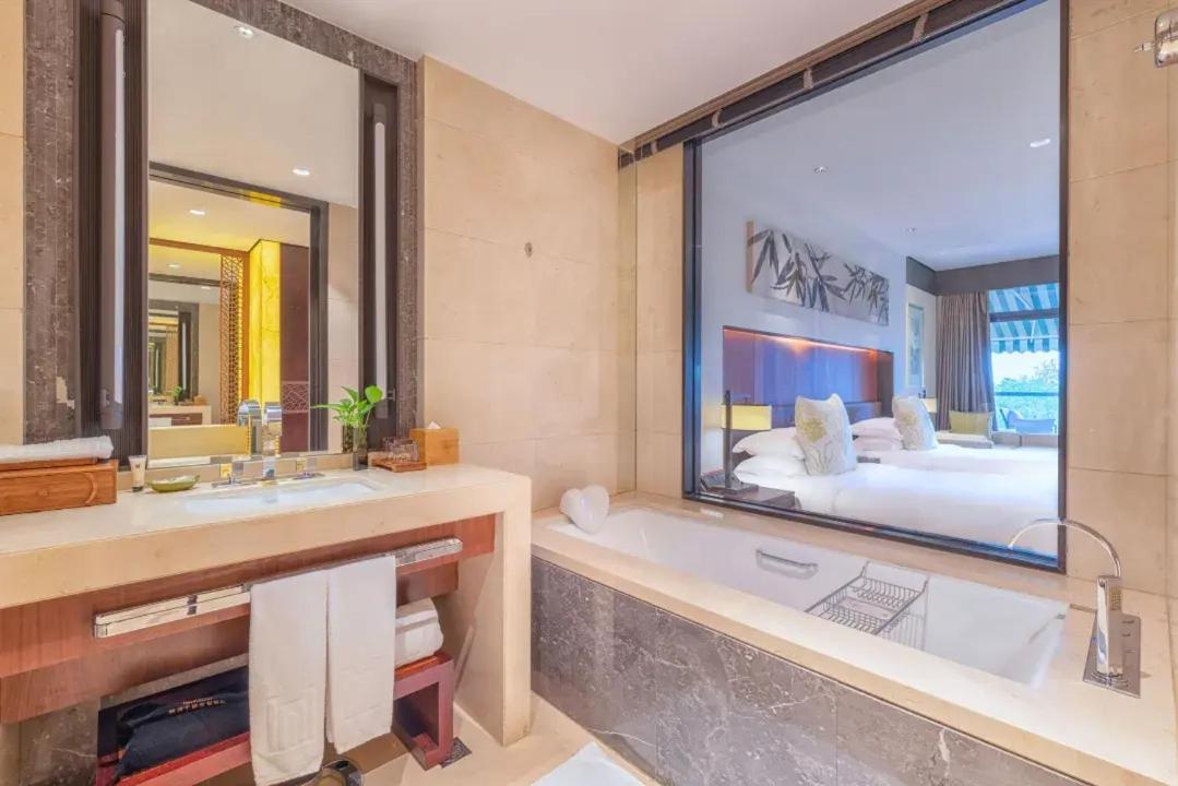 Double or Twin Room Balcony