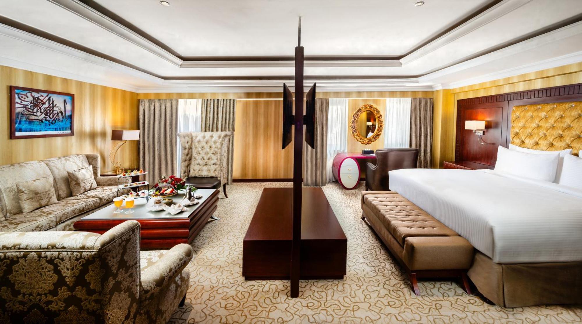 Royal Two-Bedroom Suite with City View,1742865691:JPEG