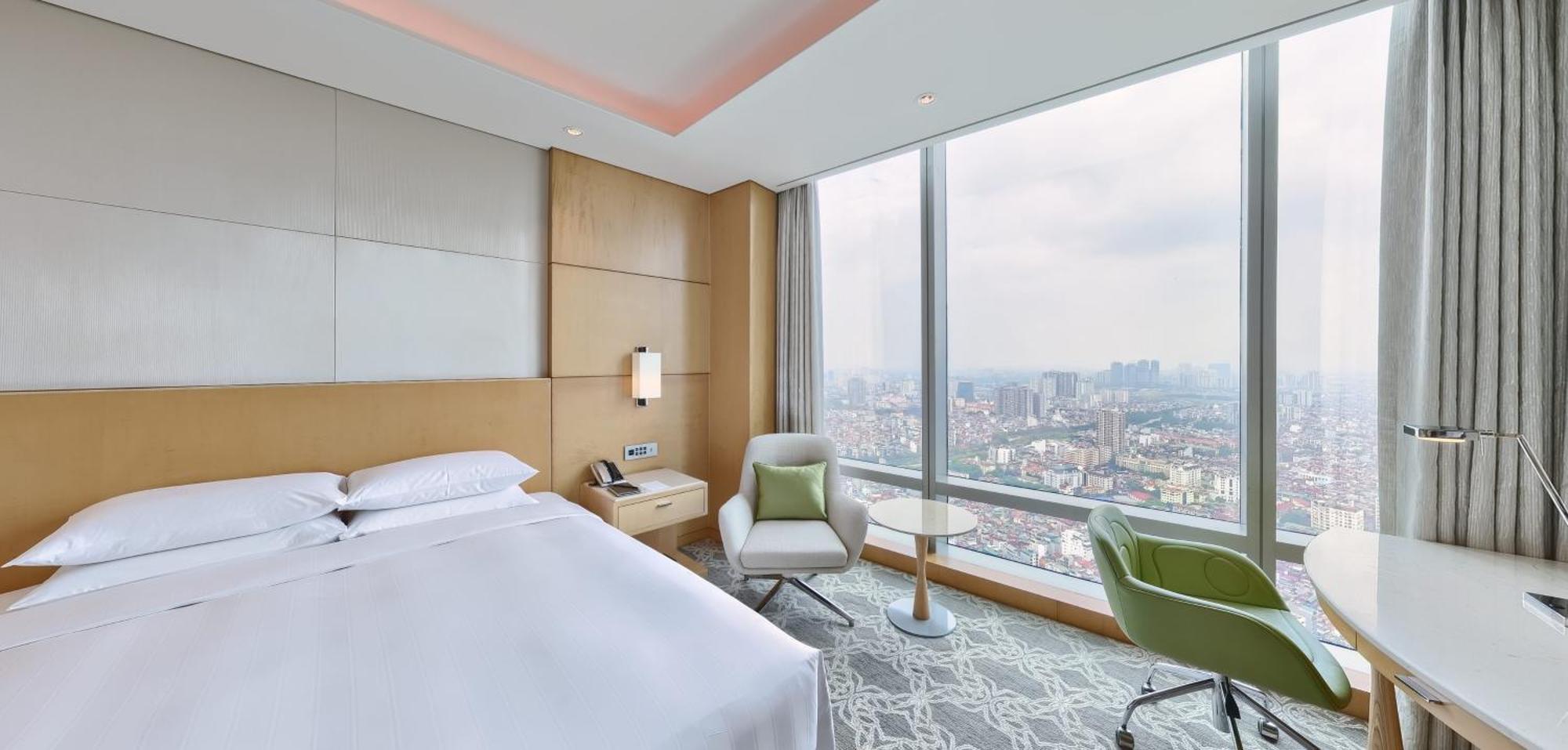 Deluxe King Room