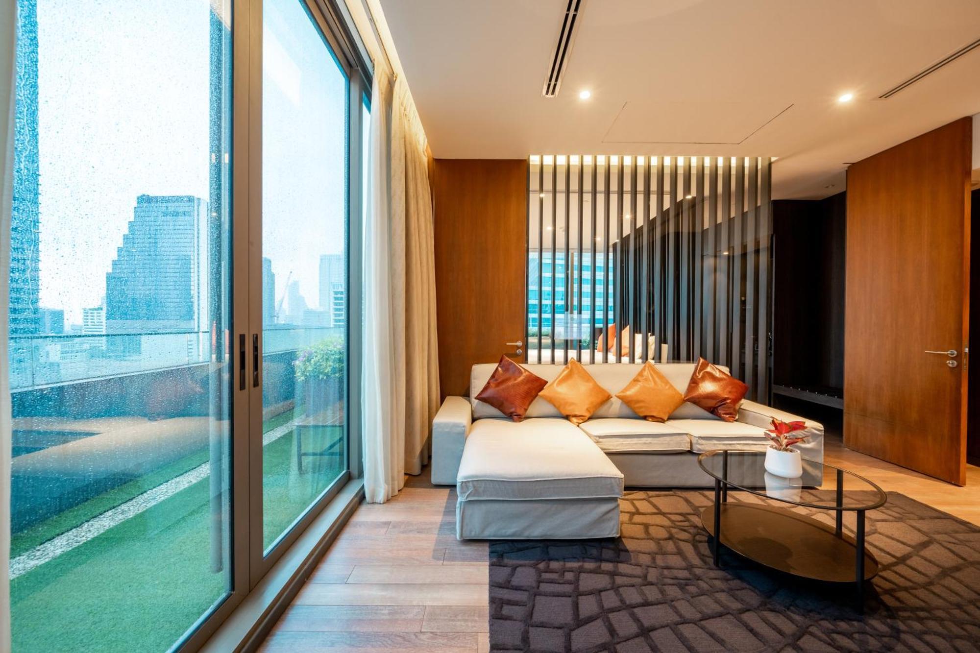 AMARA SUITE Lounge Access Benefits