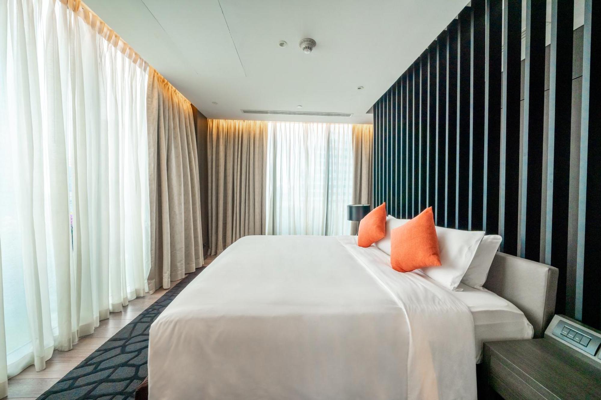 AMARA SUITE Lounge Access Benefits