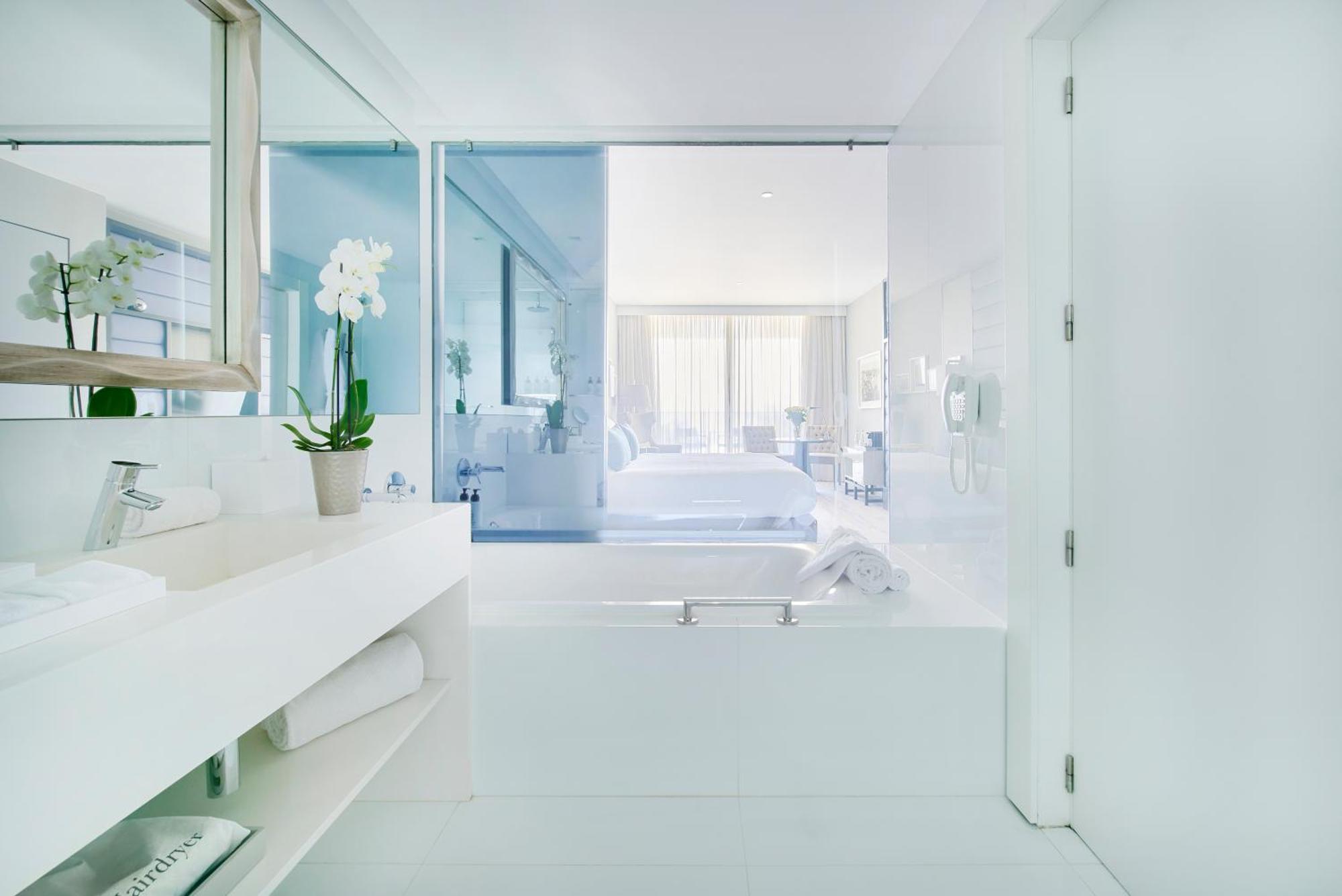 Junior King Suite with Ocean View,1742950384:JPEG