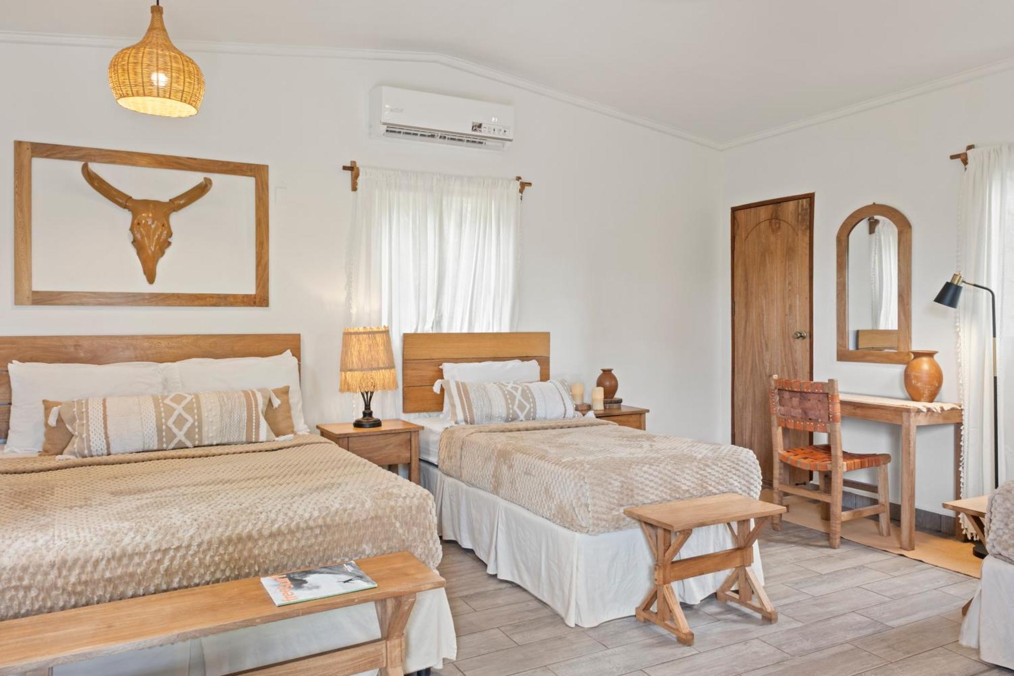 Triple Room 11 Pool View
