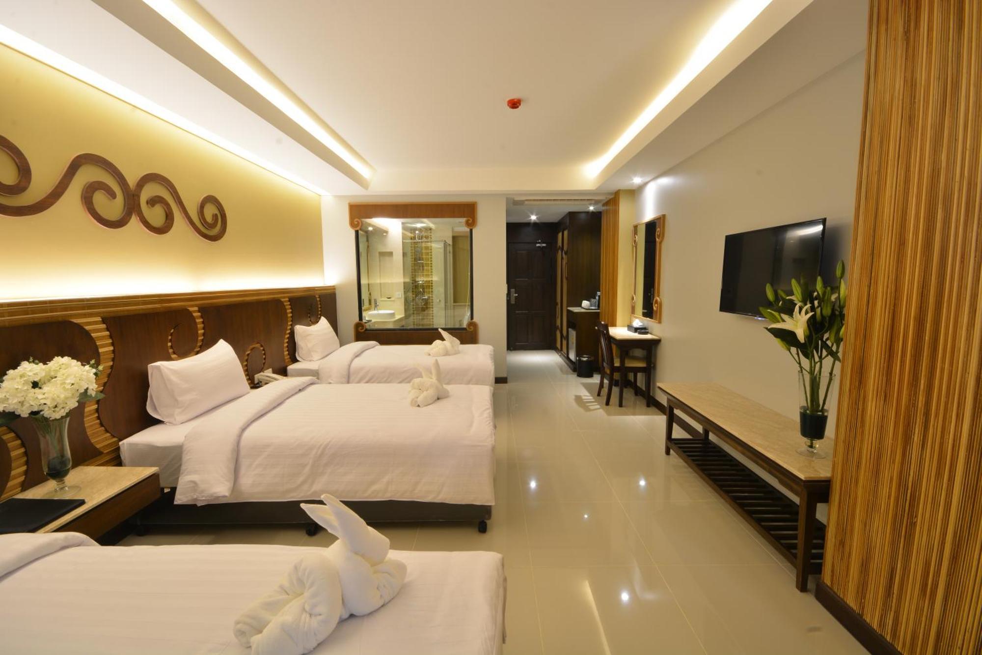 Deluxe Triple Room