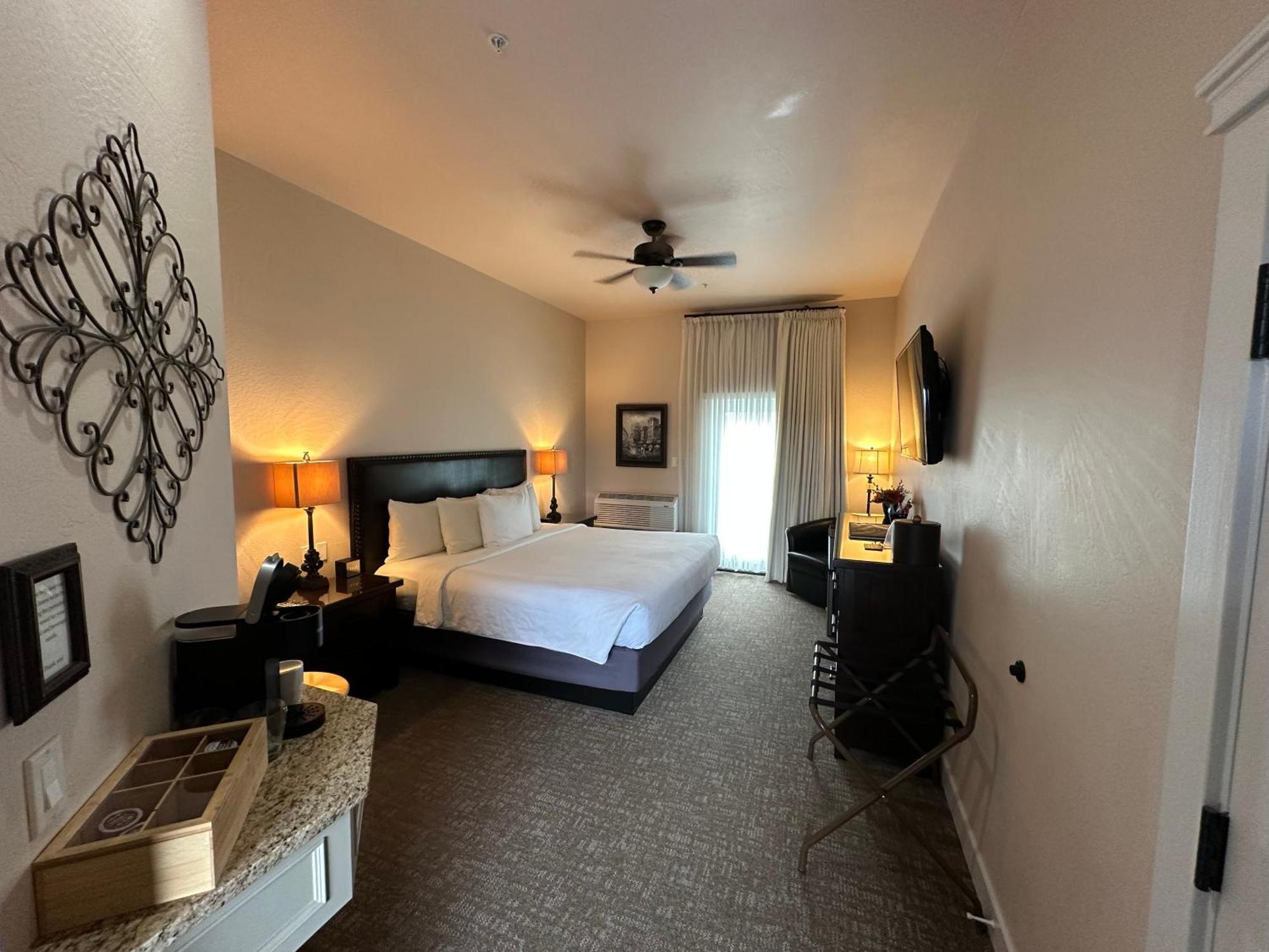 Superior King Room