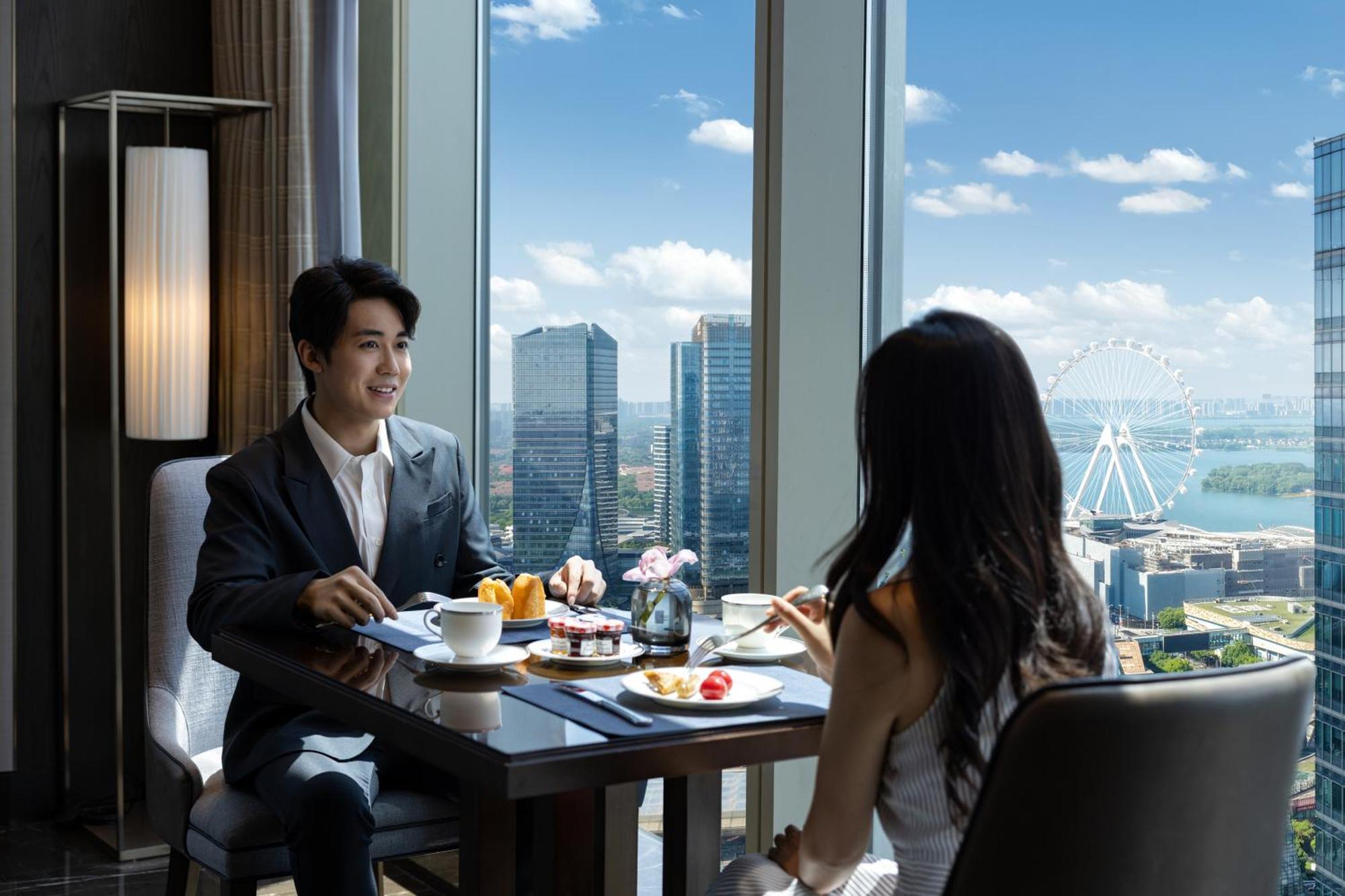 Executive Suite King Room