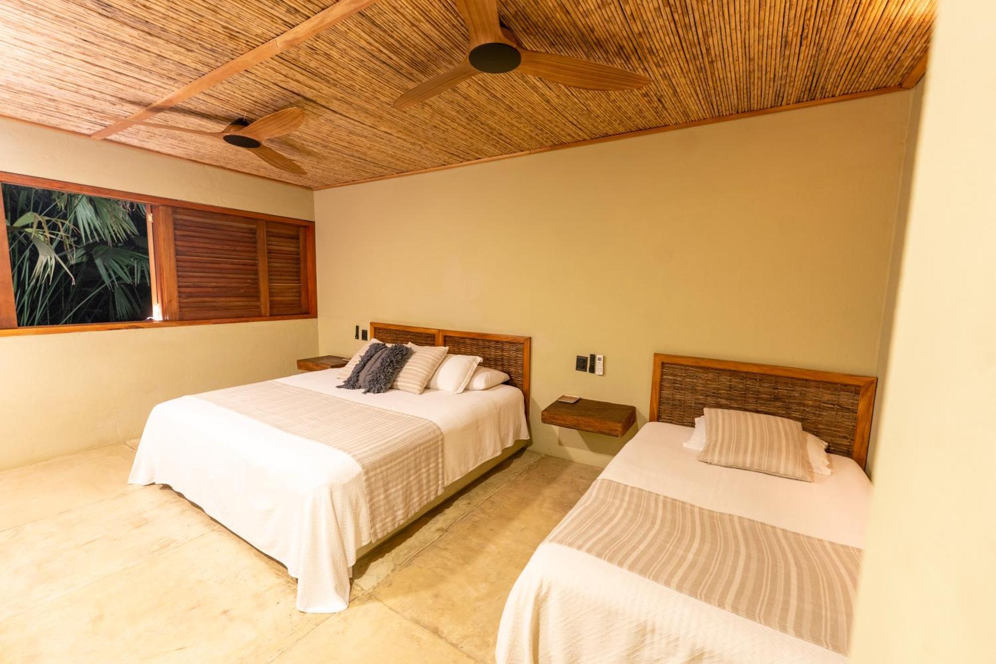 Triple Room Terrace
