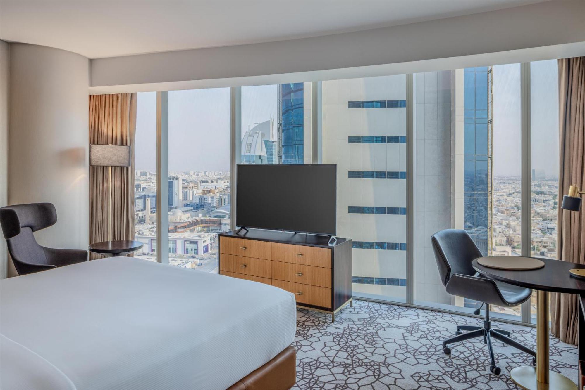 King Guest Room,1501385659:JPEG