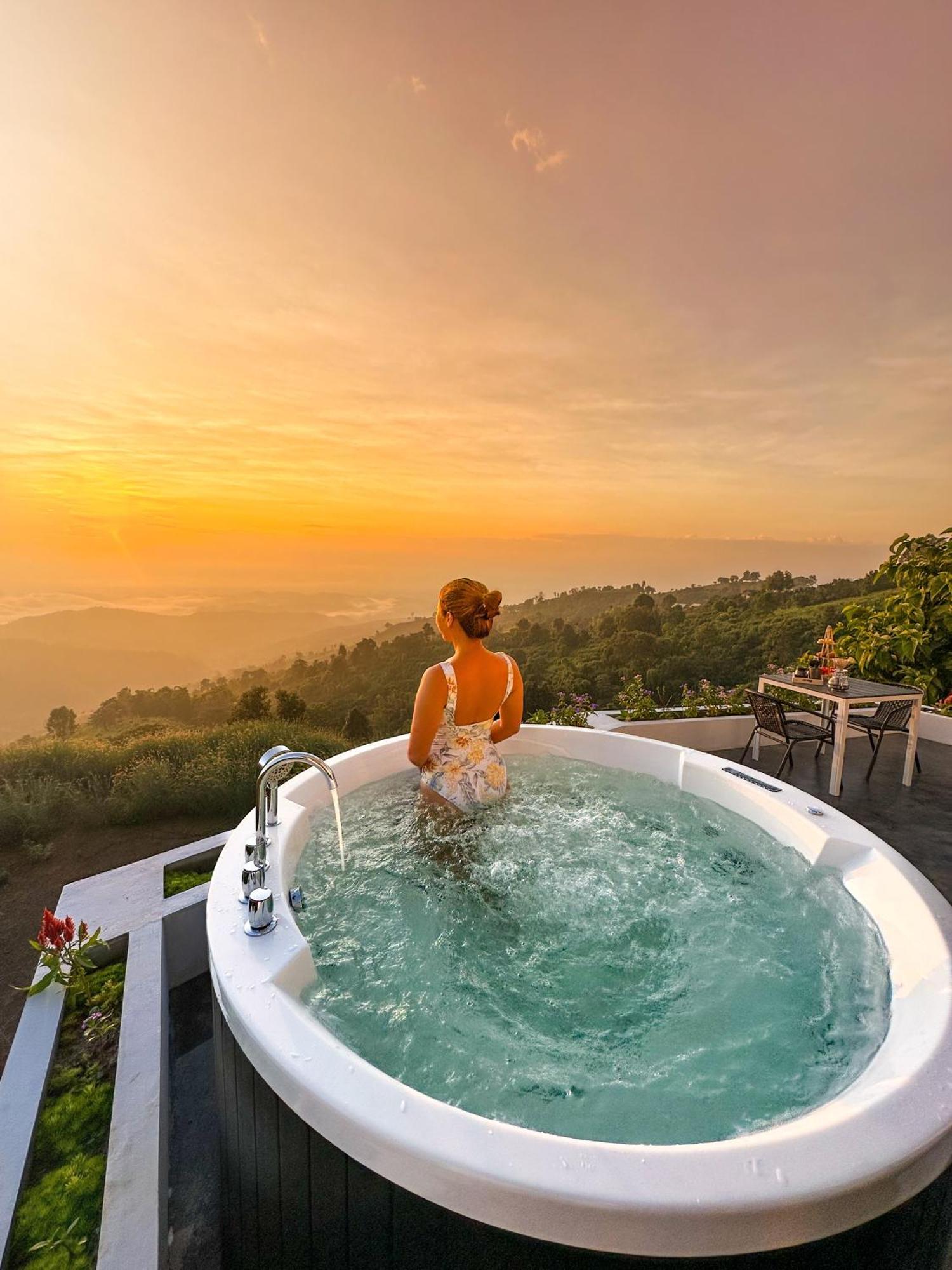 Suite Hot Tub