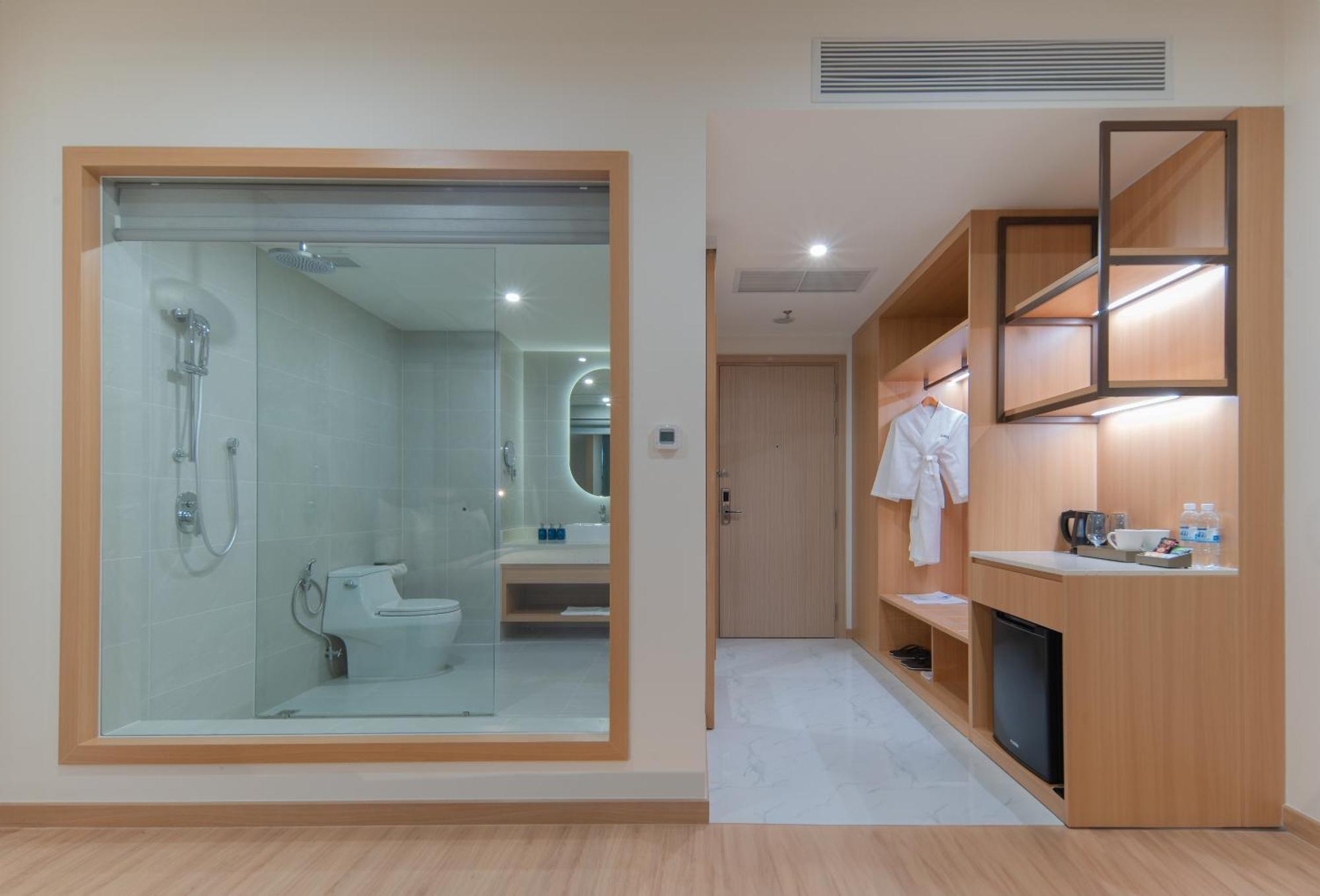 Deluxe Double Balcony with Ocean View