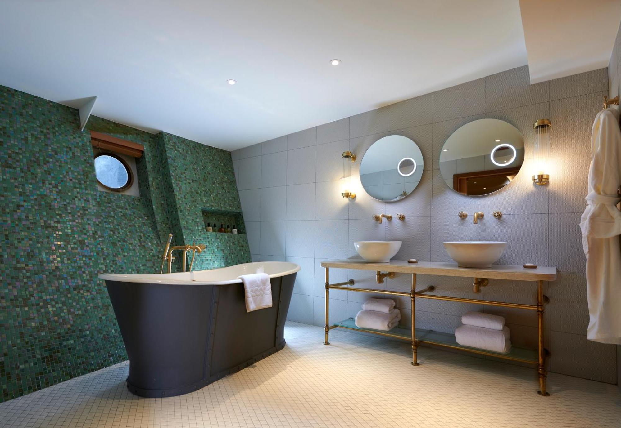 Luxury Duplex Suite