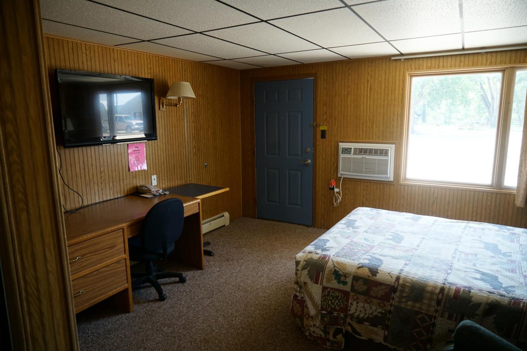 Queen Room