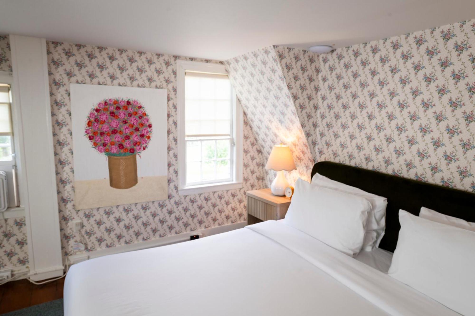 King Room,1744145774:JPEG