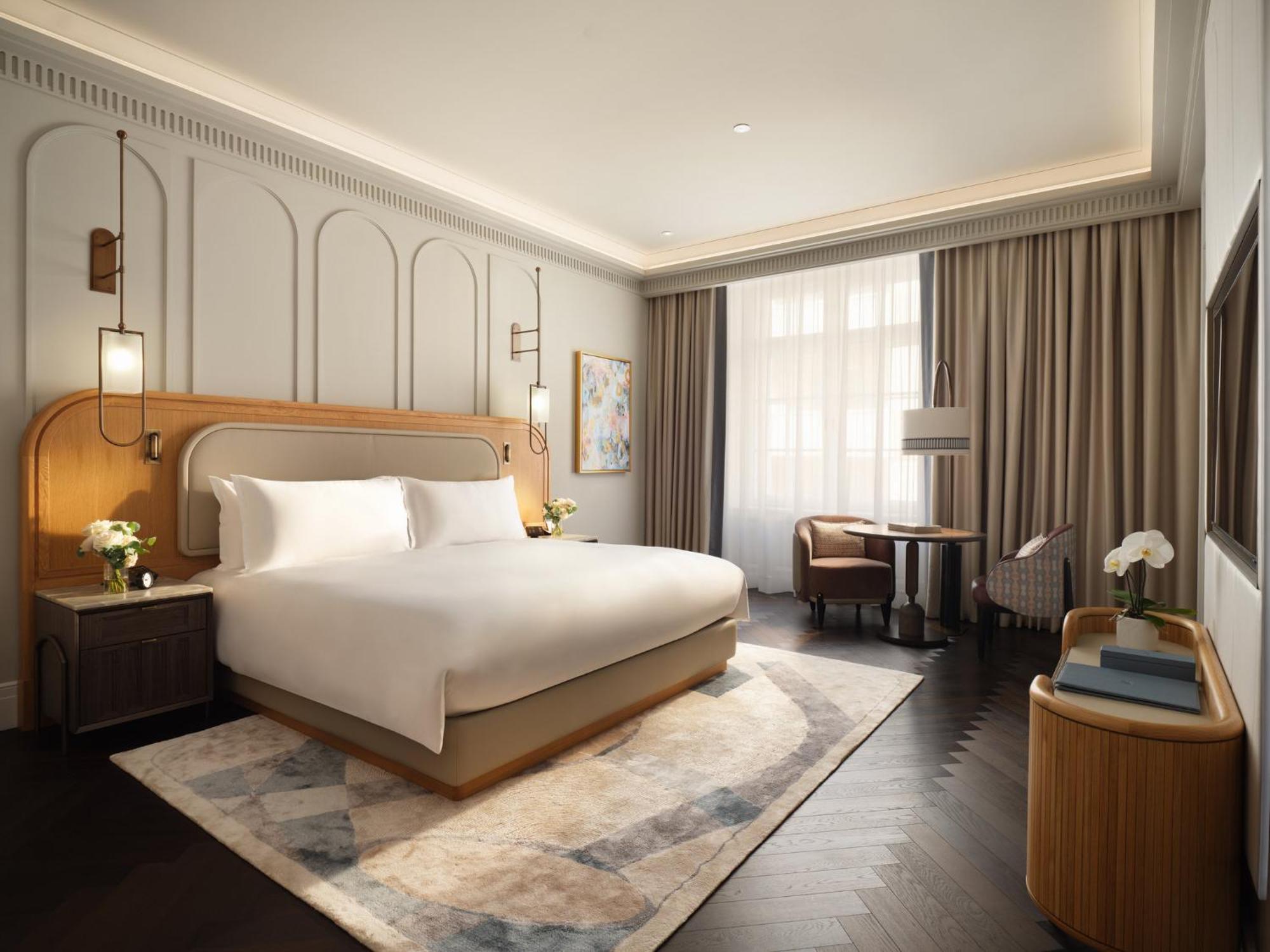 Mandarin Room