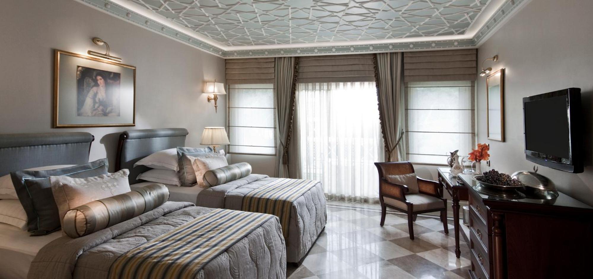 Deluxe Room,1746853297:JPEG