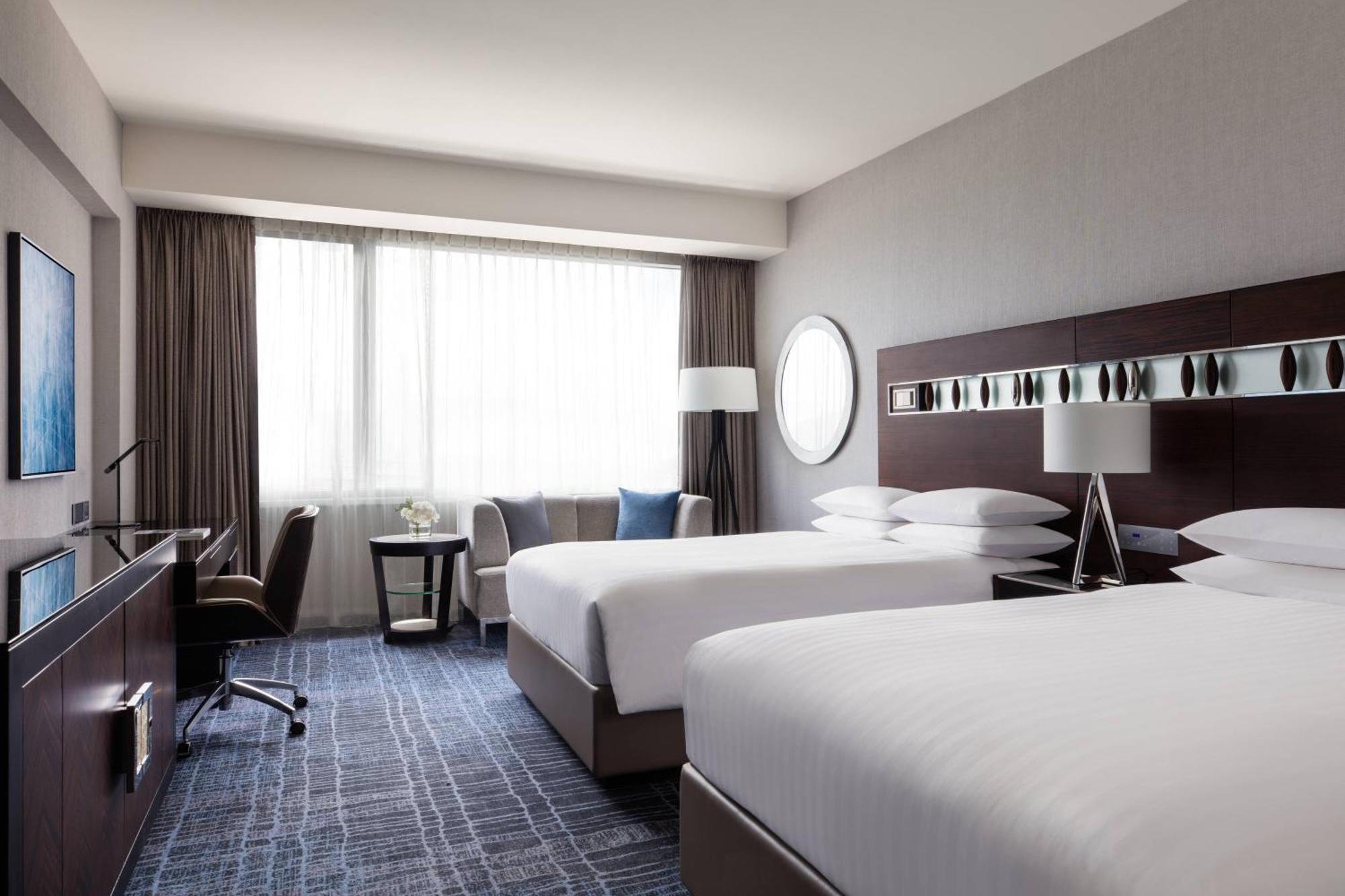 2 Double Beds Room