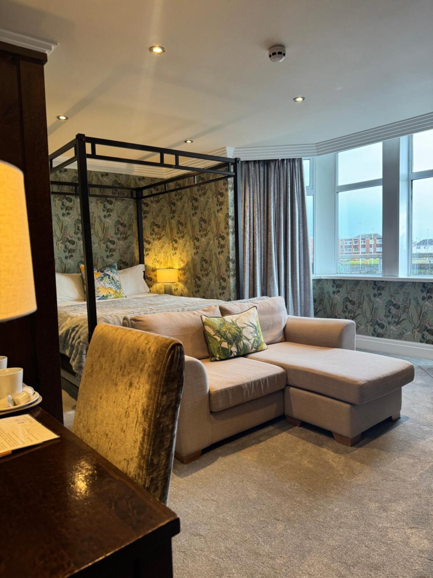 King Room Four Poster Bed Balcony