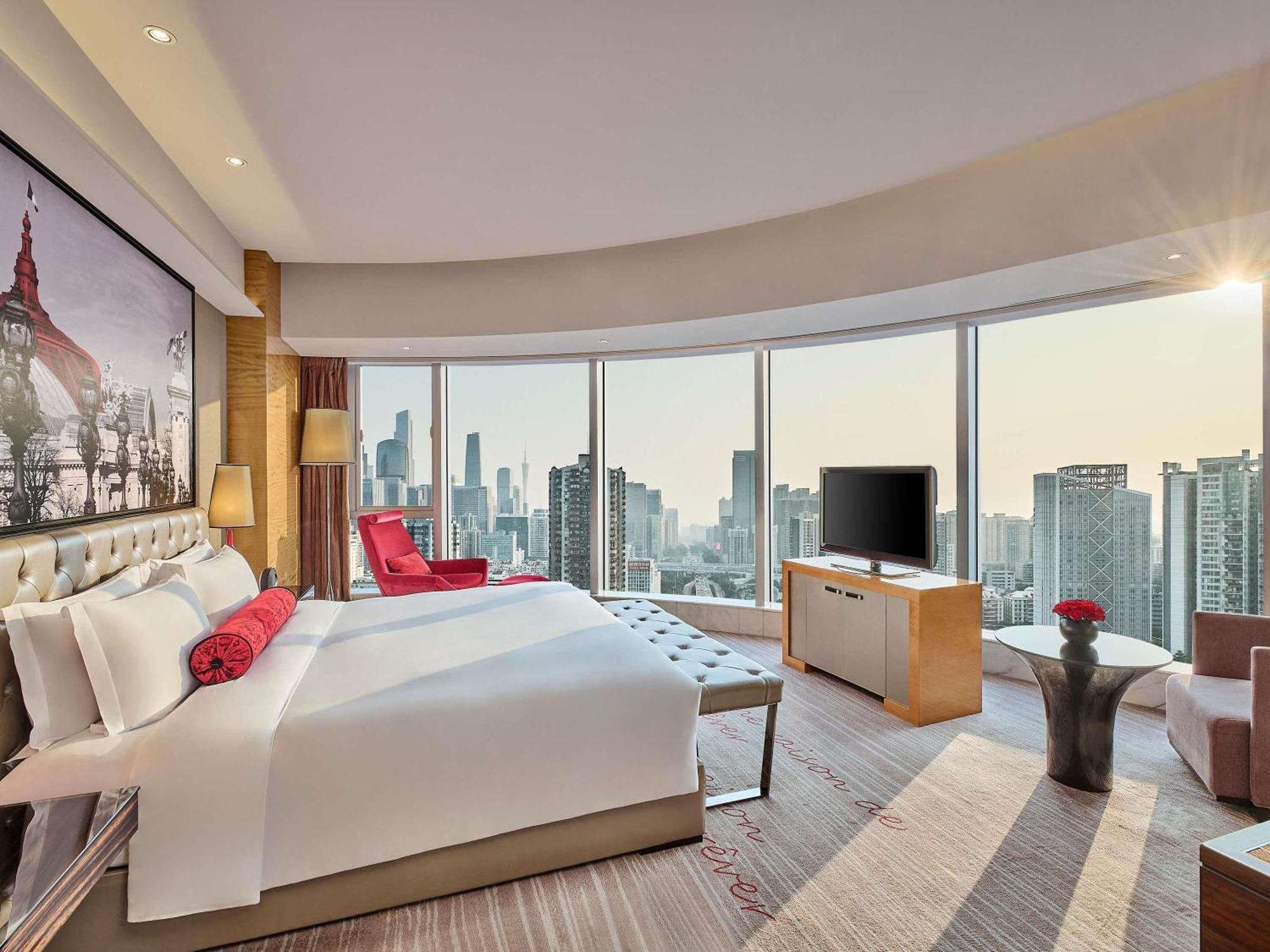 Luxury King Room