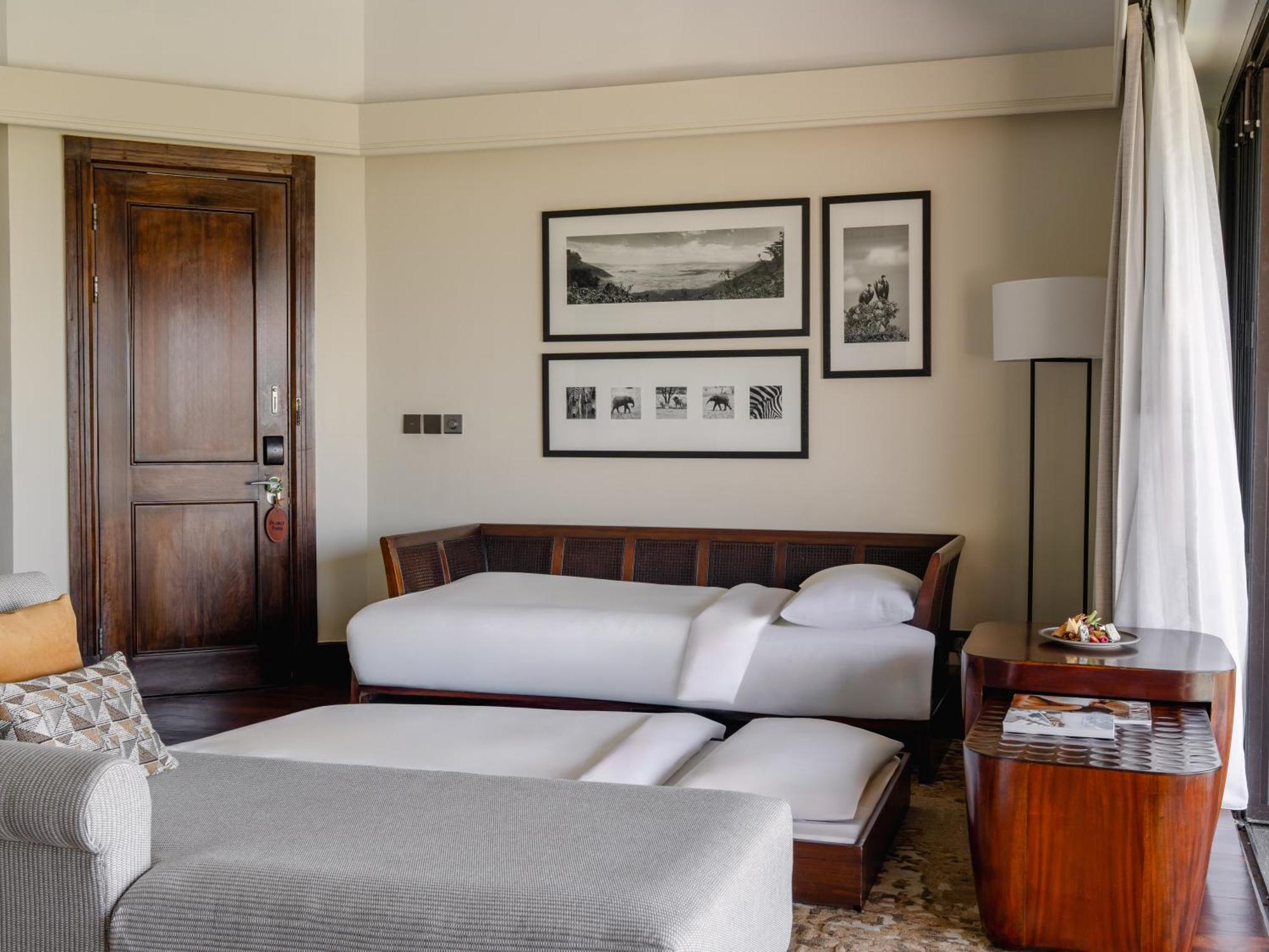Terrace Suite King Bed,1746954745:JPEG