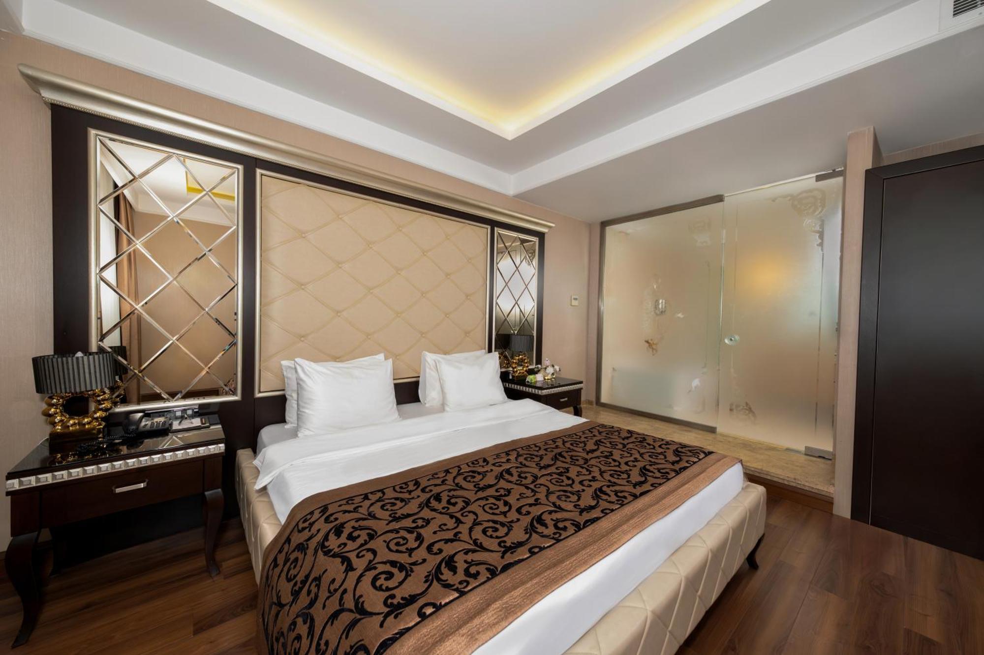 King Suite Sea View