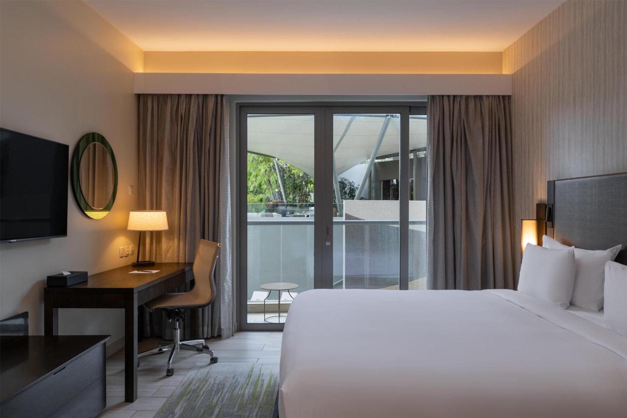 Superior Room - Pool View