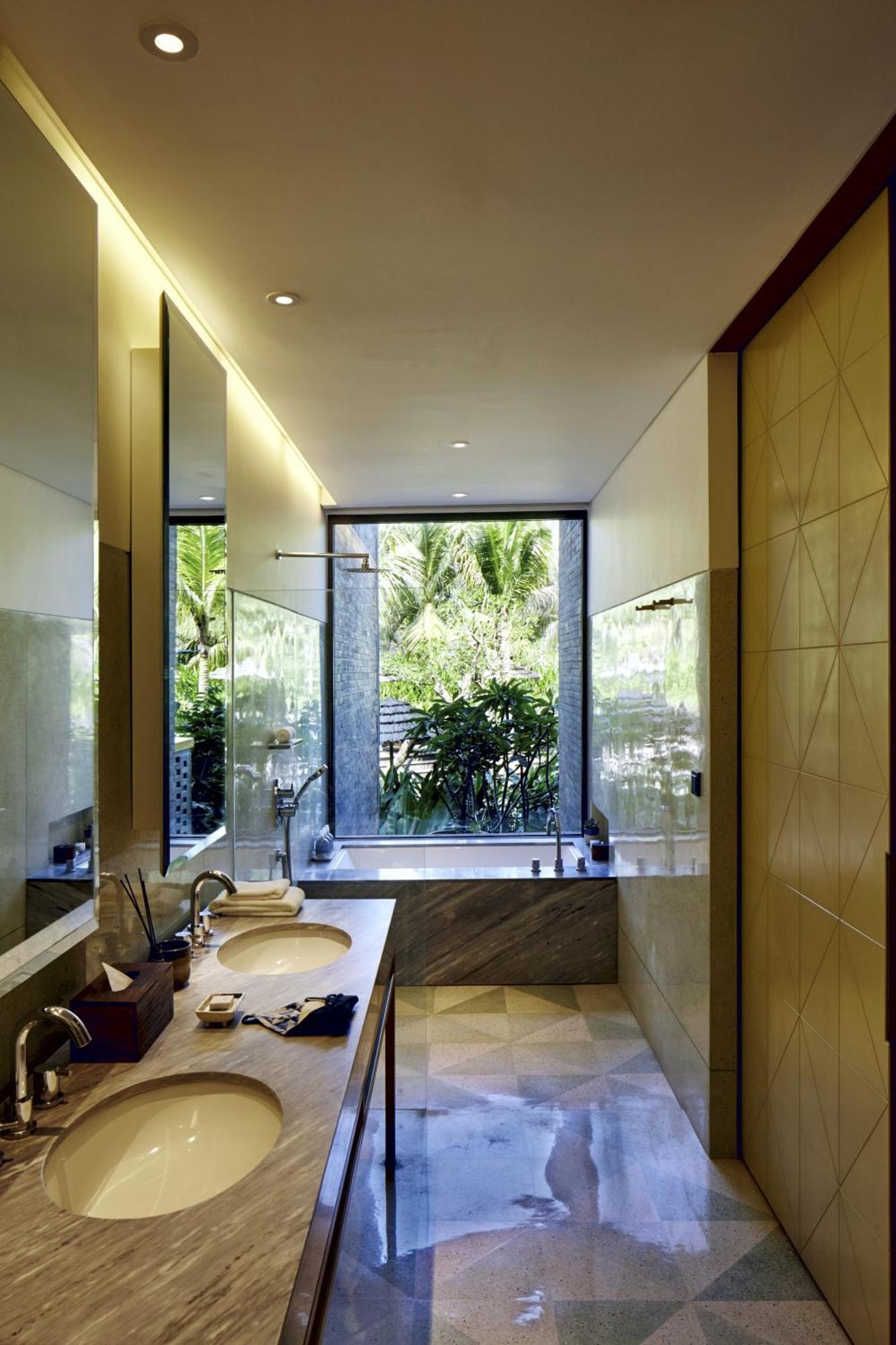 Island Suites