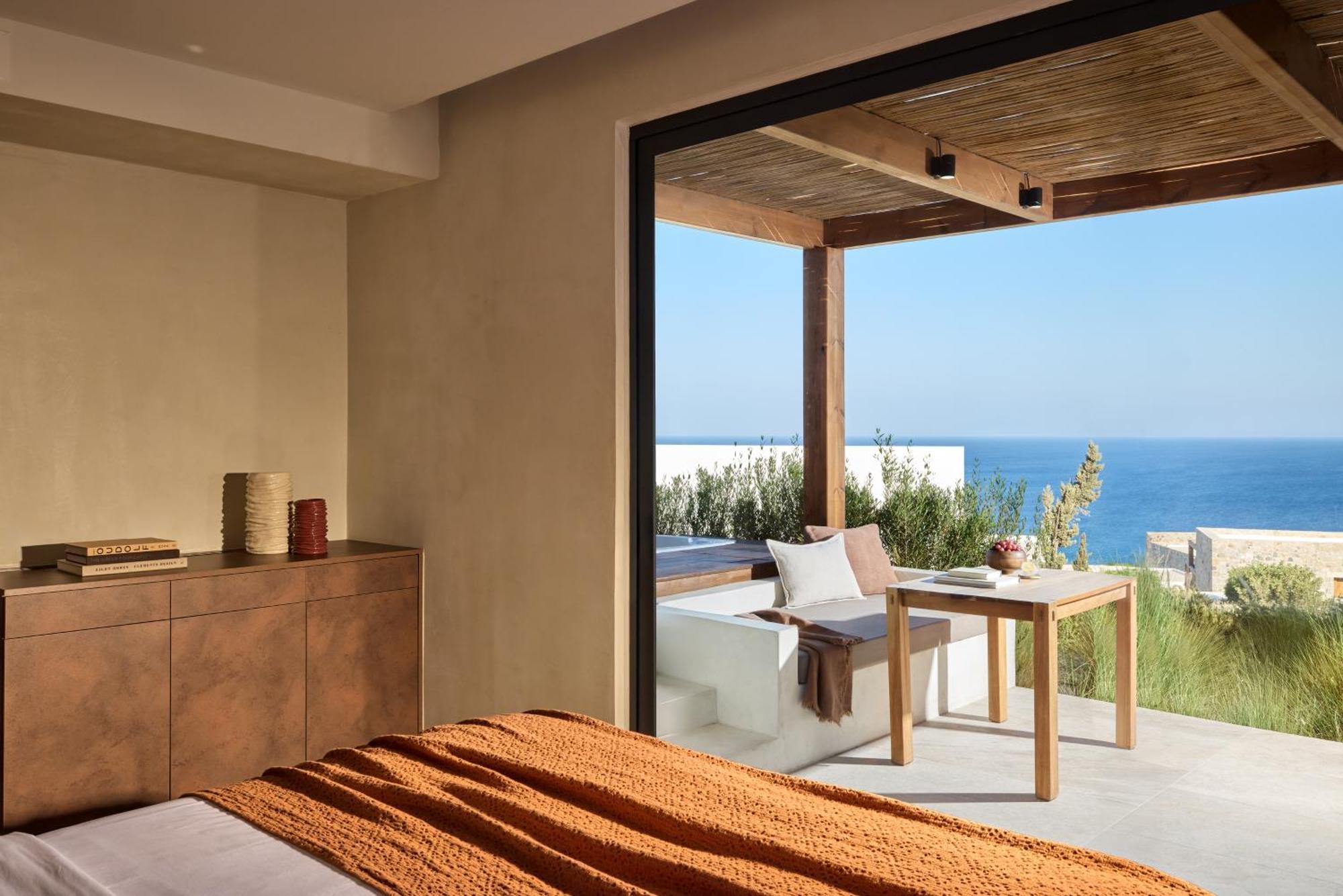 Junior Suite Sea View Hot Tub