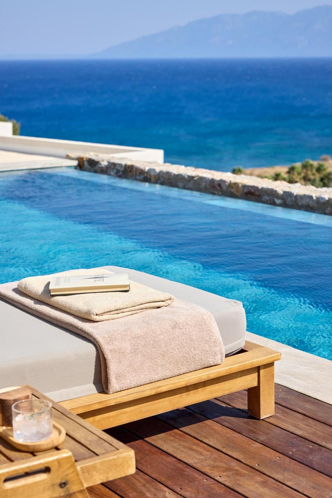 Deluxe Suite Sea View Private Pool
