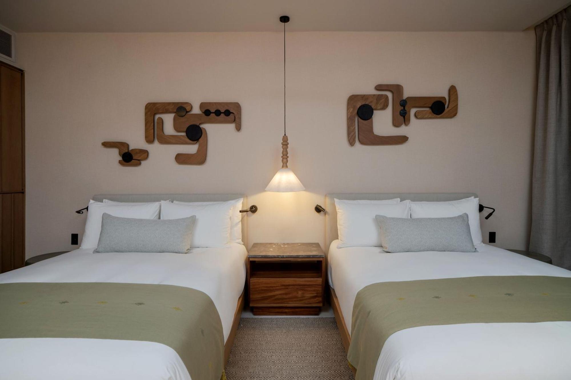 Habitación con piscina pequeña - 2 camas grandes