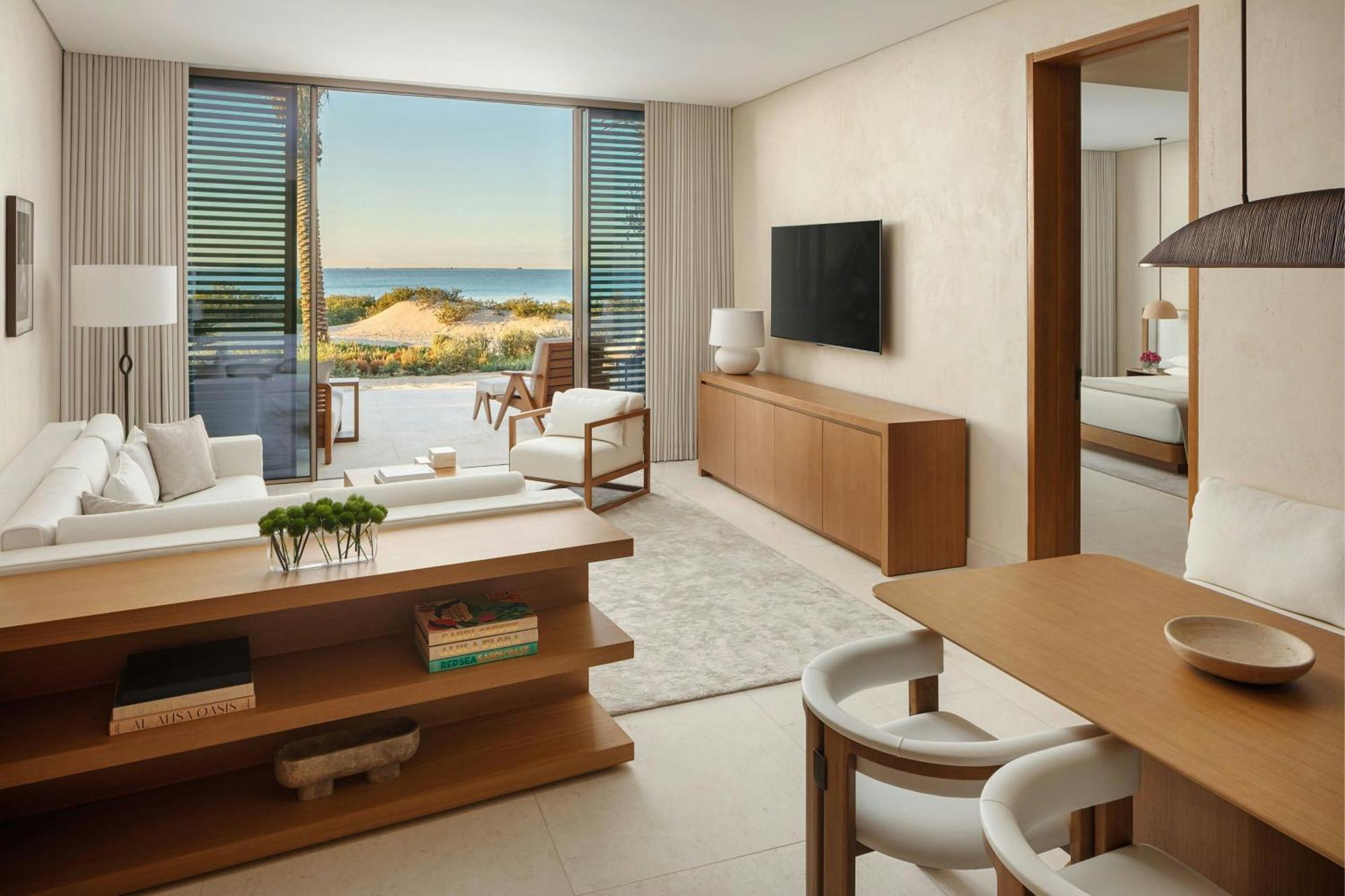 One-Bedroom Mangroves King Suite with Sea View and Terrace