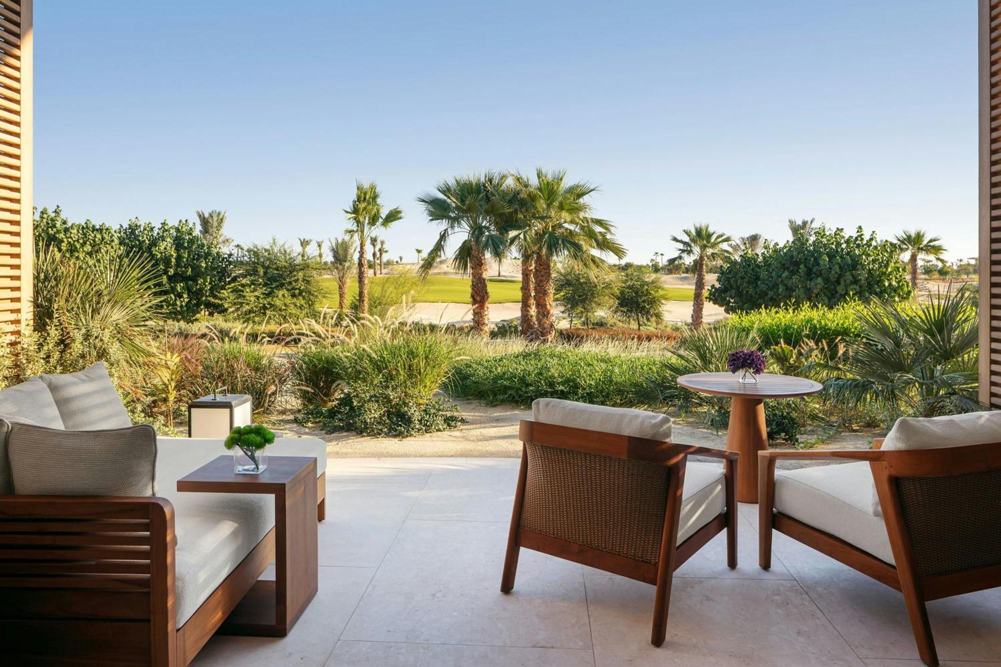 Superior King Room with Golf View and Terrace