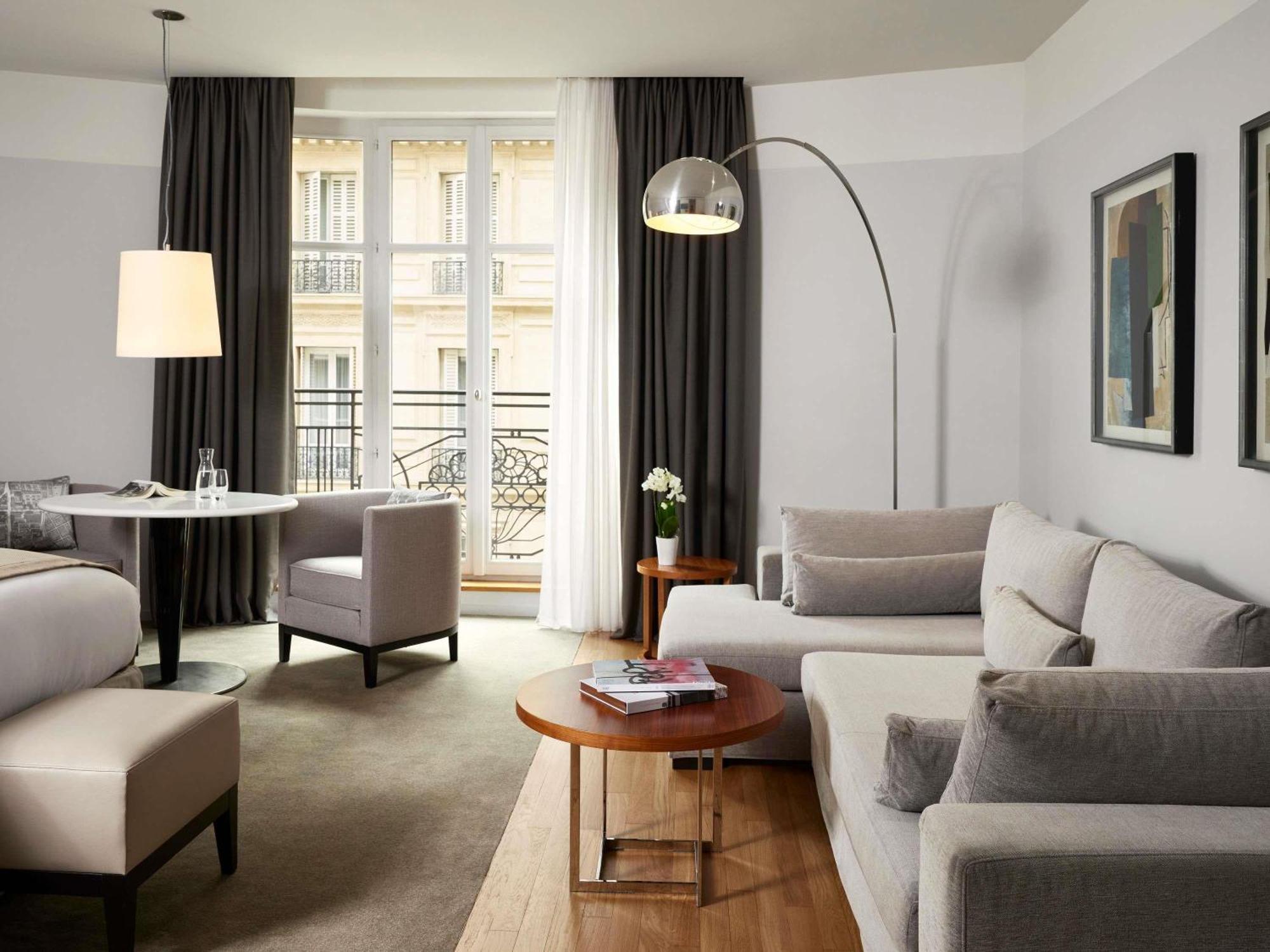 Prestige King Suite with Sofa Bed,1756393156:JPEG