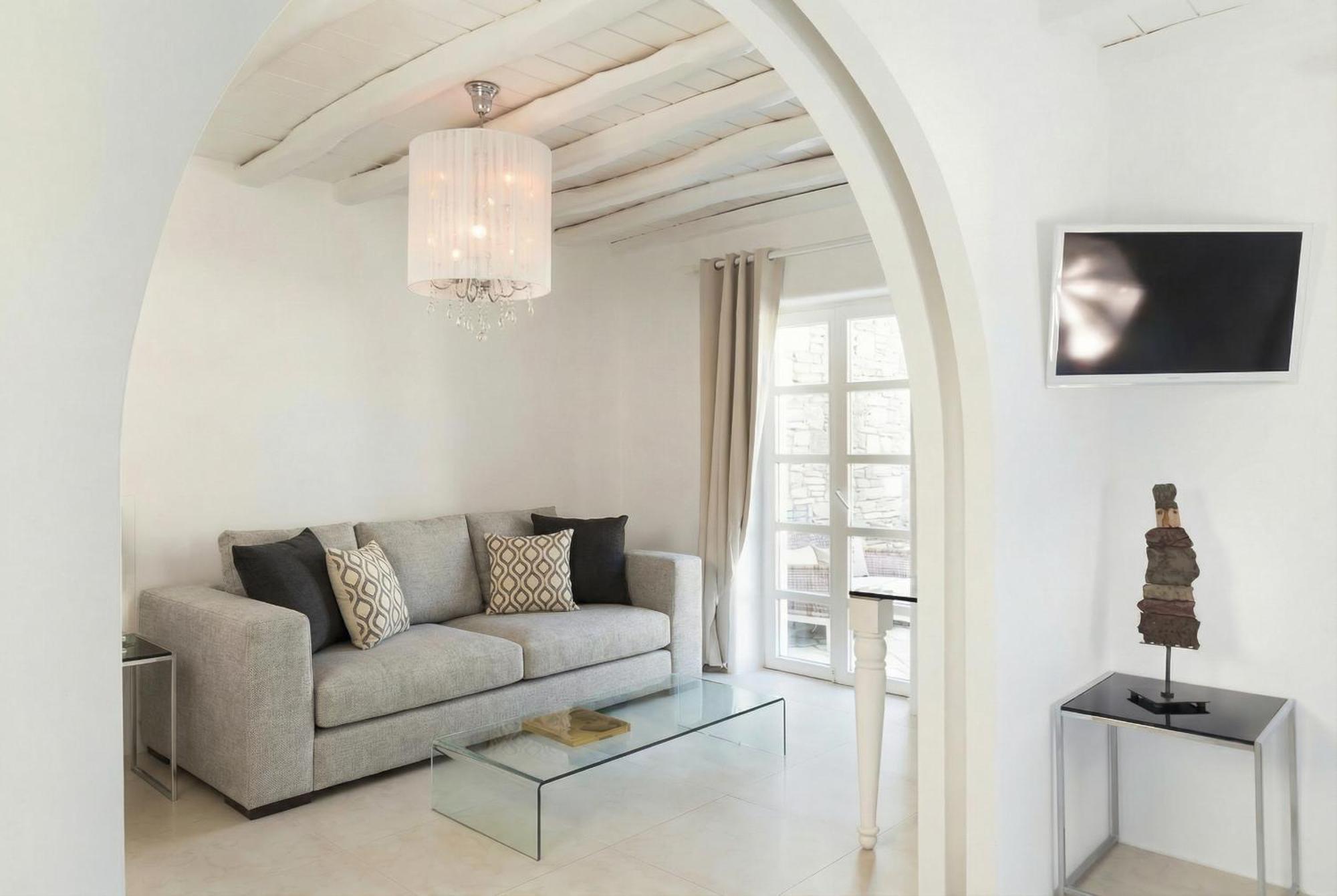 Suite Pool