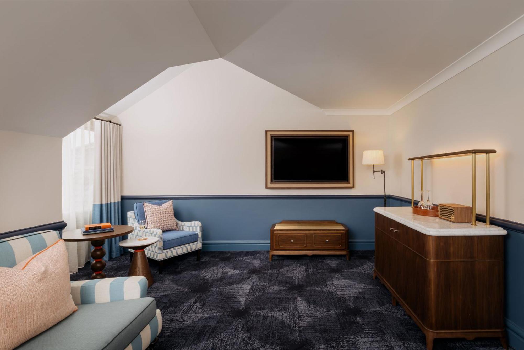Signature Room