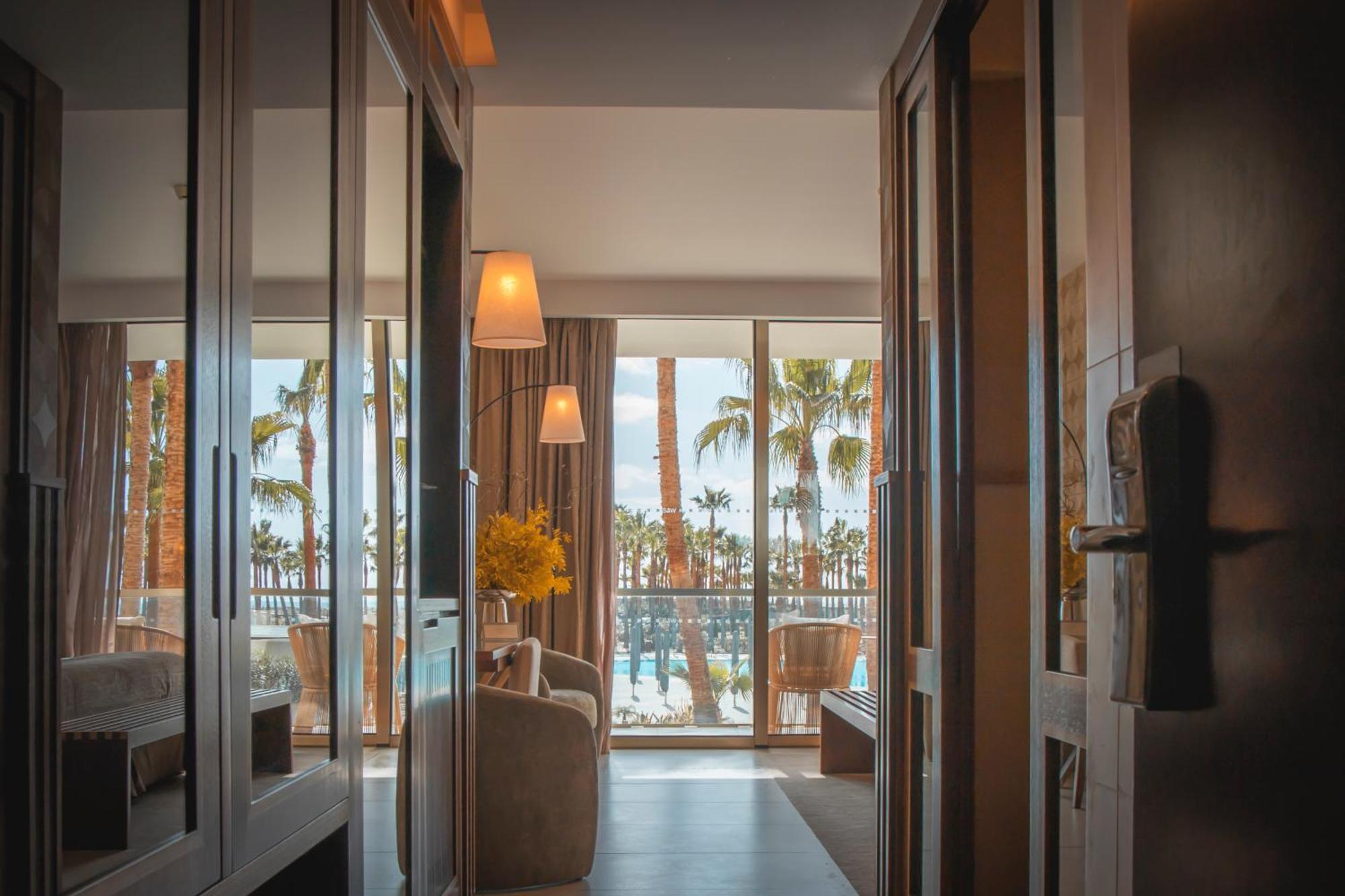Superior Double Room Pool View