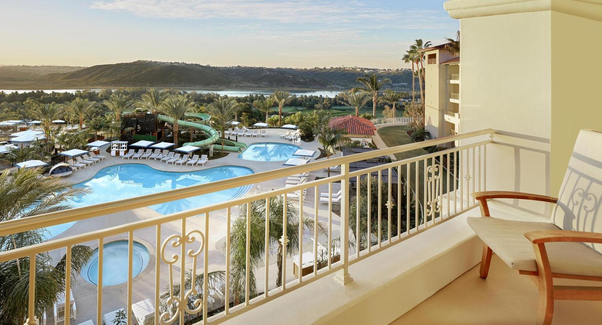 King Room Pool View