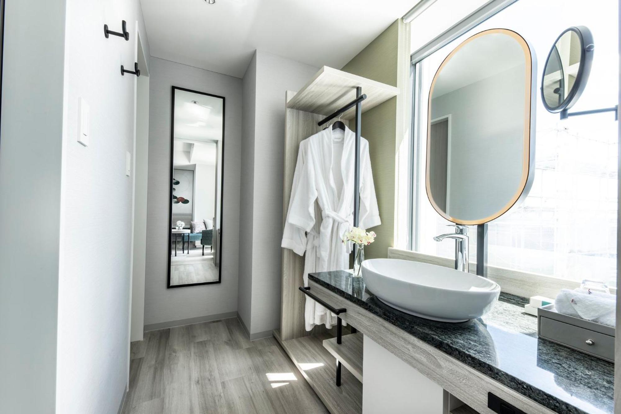 Deluxe Twin Room Standard Floor