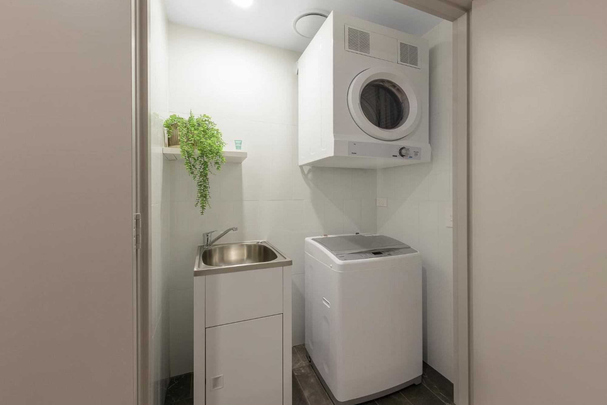 Studio Luxe Suite