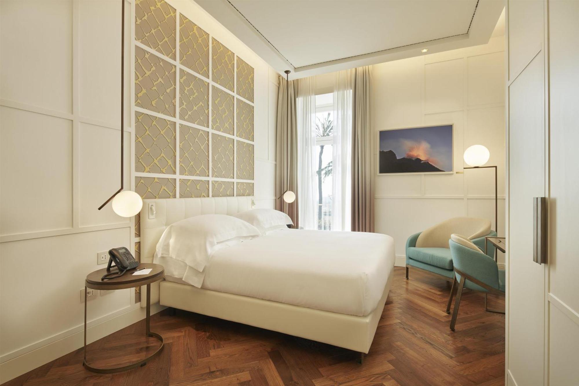 King Room - Mobility Accessible