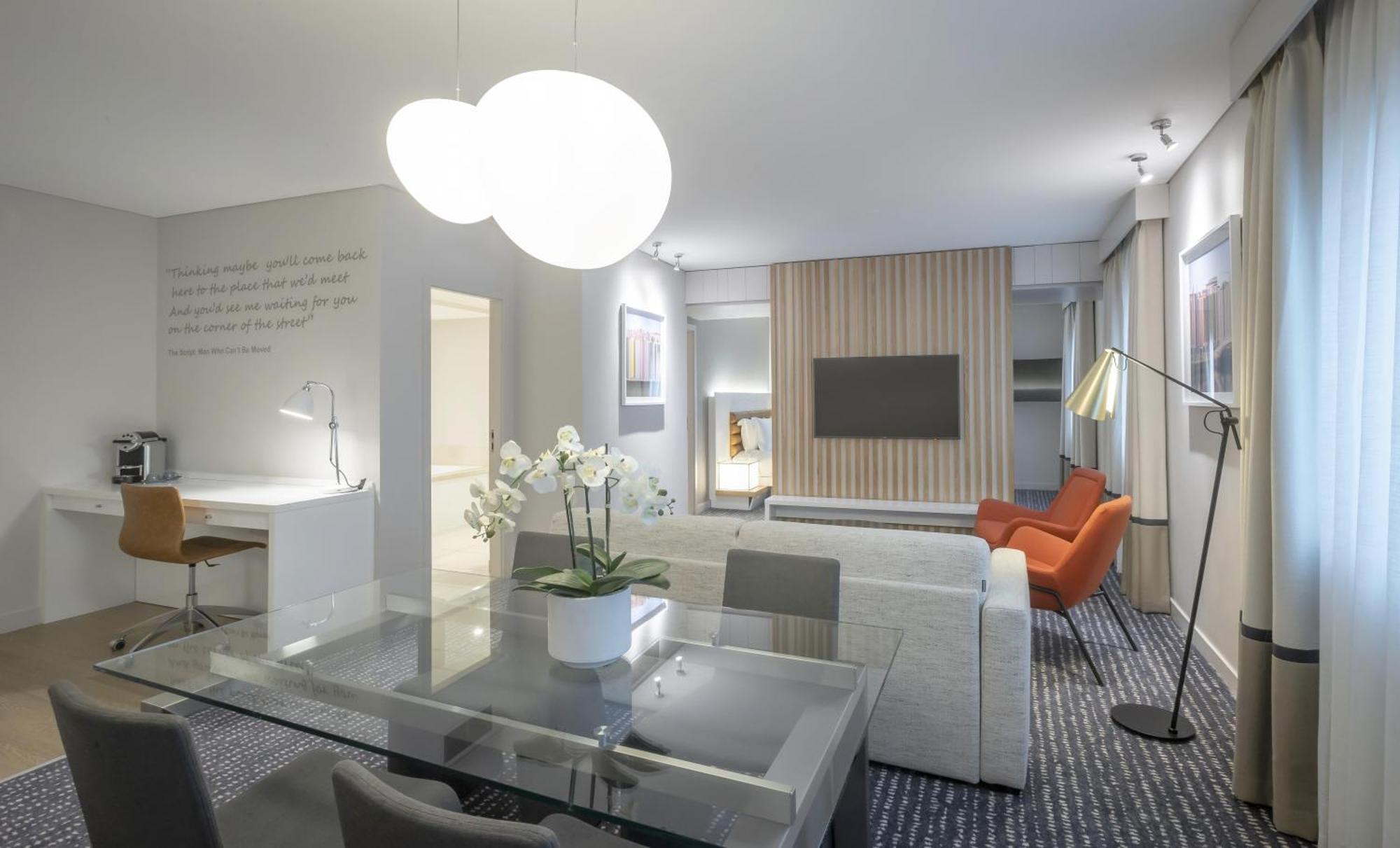 One-Bedroom King Suite with River View