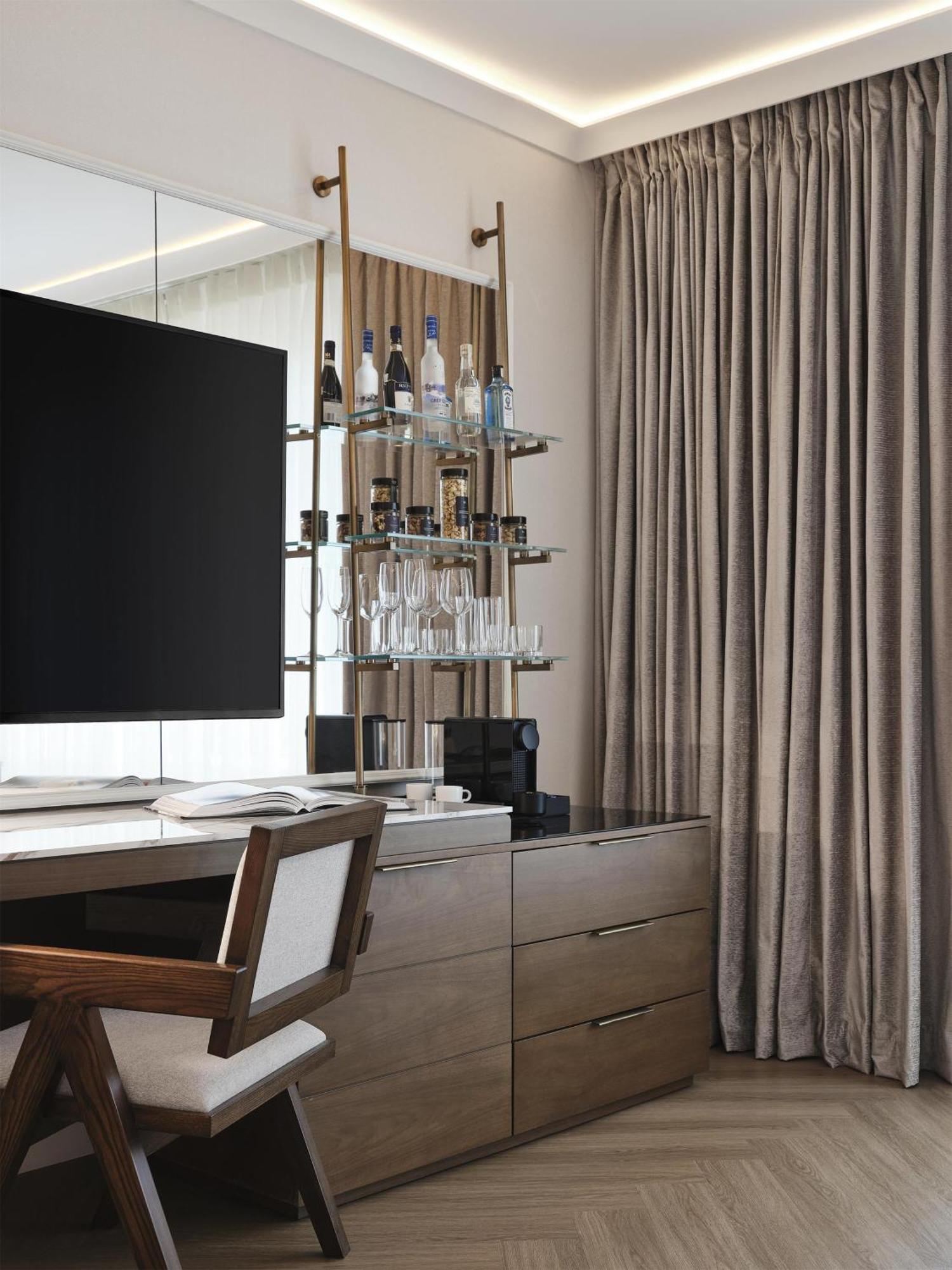 King Room