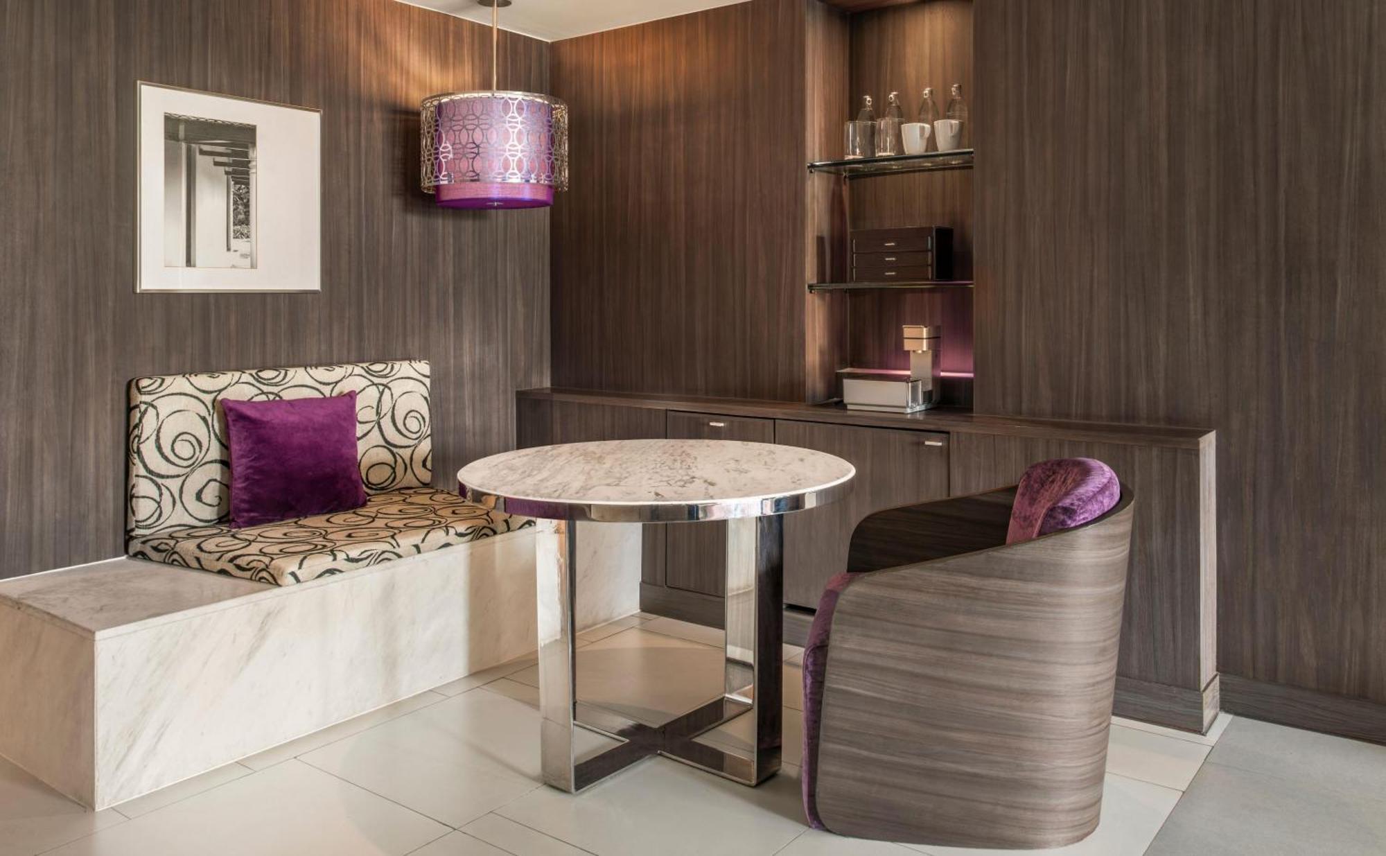 King Premium Room with Garden Terrace,1758381495:JPEG