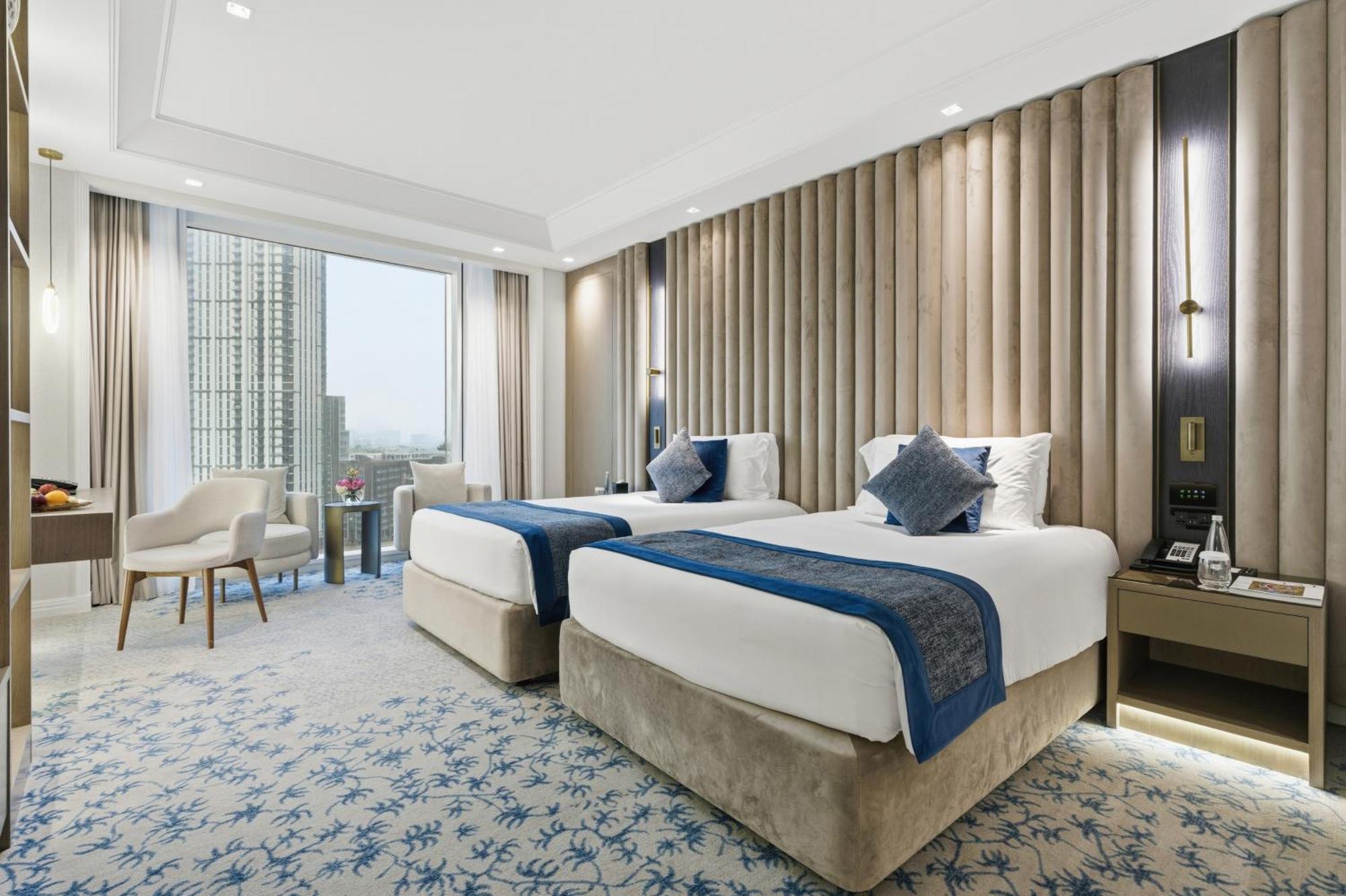 Downtown View Room Twin Bed