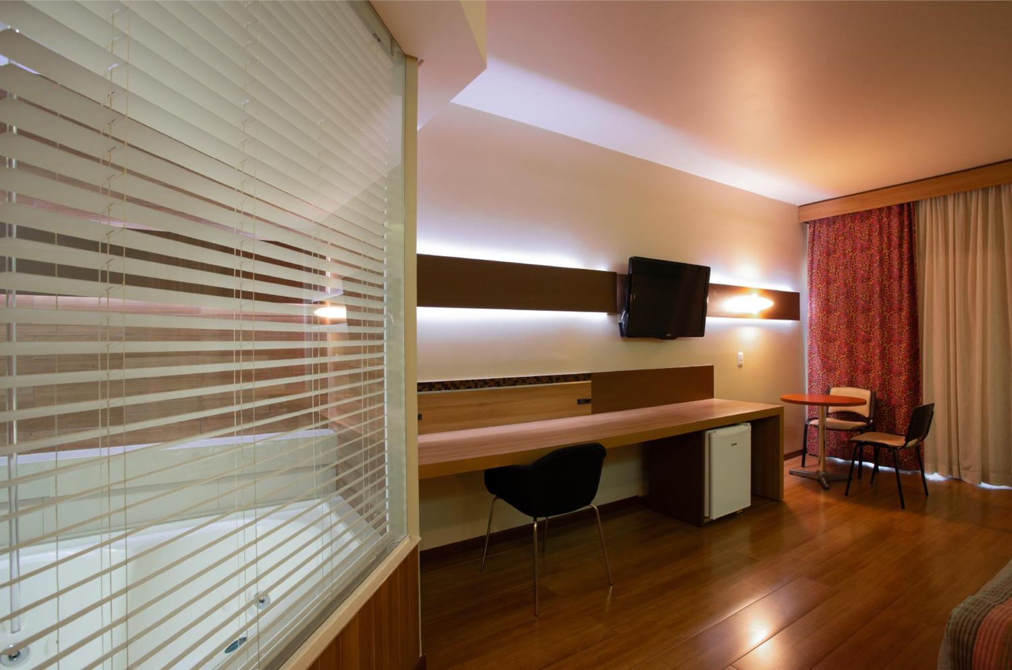 Suite con vistas a la piscina